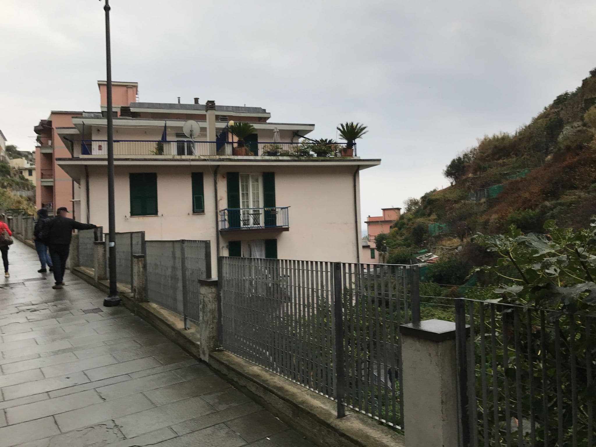 Street view near 5 Terre, Riomaggiore — © ugz (CC BY-SA · Mapillary)
