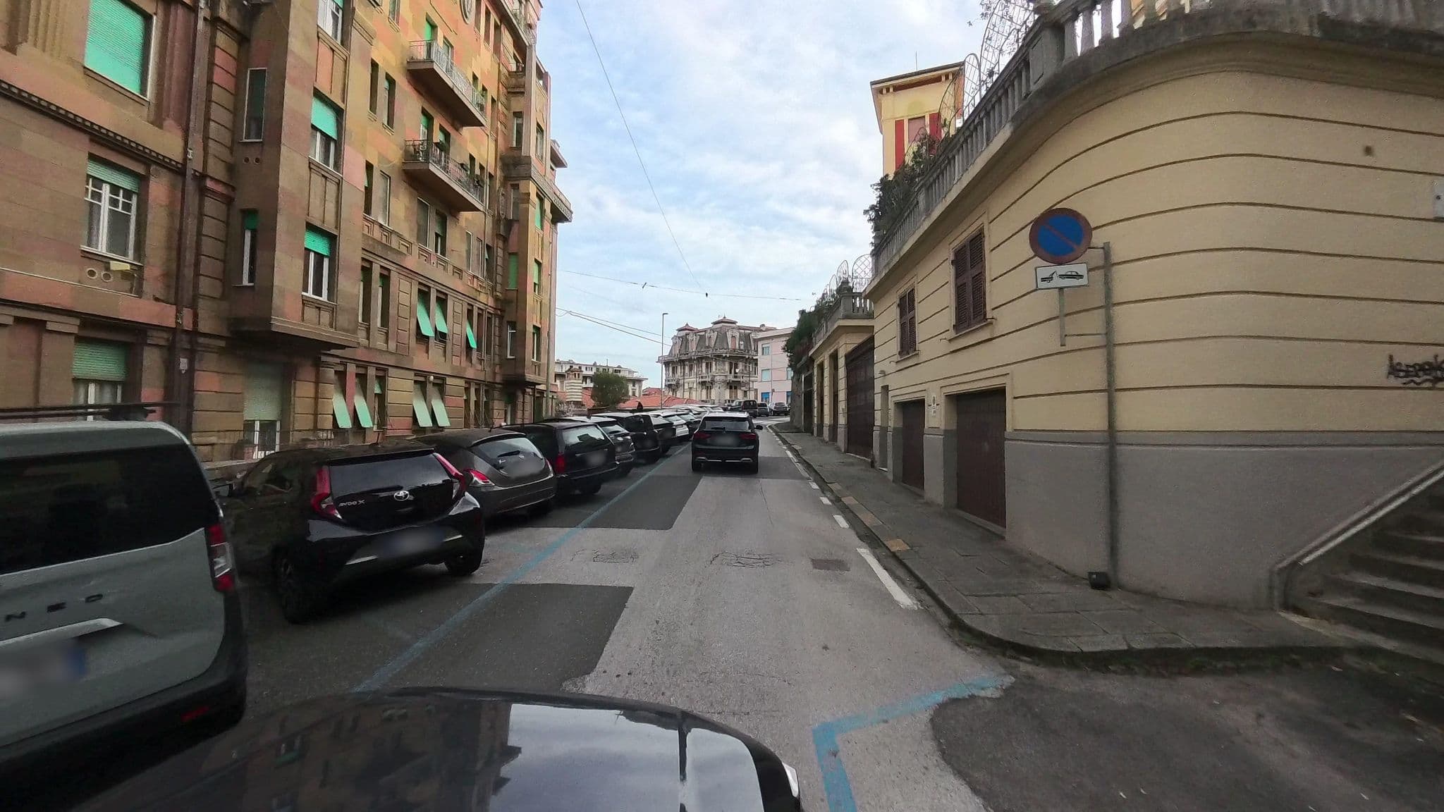 Street view near La Casa del Forziere Verde, La Spezia — © omfg_notpr (CC BY-SA · Mapillary)