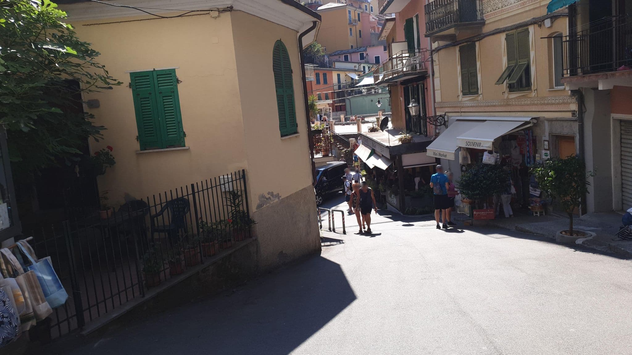 Street view near La Casa del Gallerista, Riomaggiore — © jopparn (CC BY-SA · Mapillary)