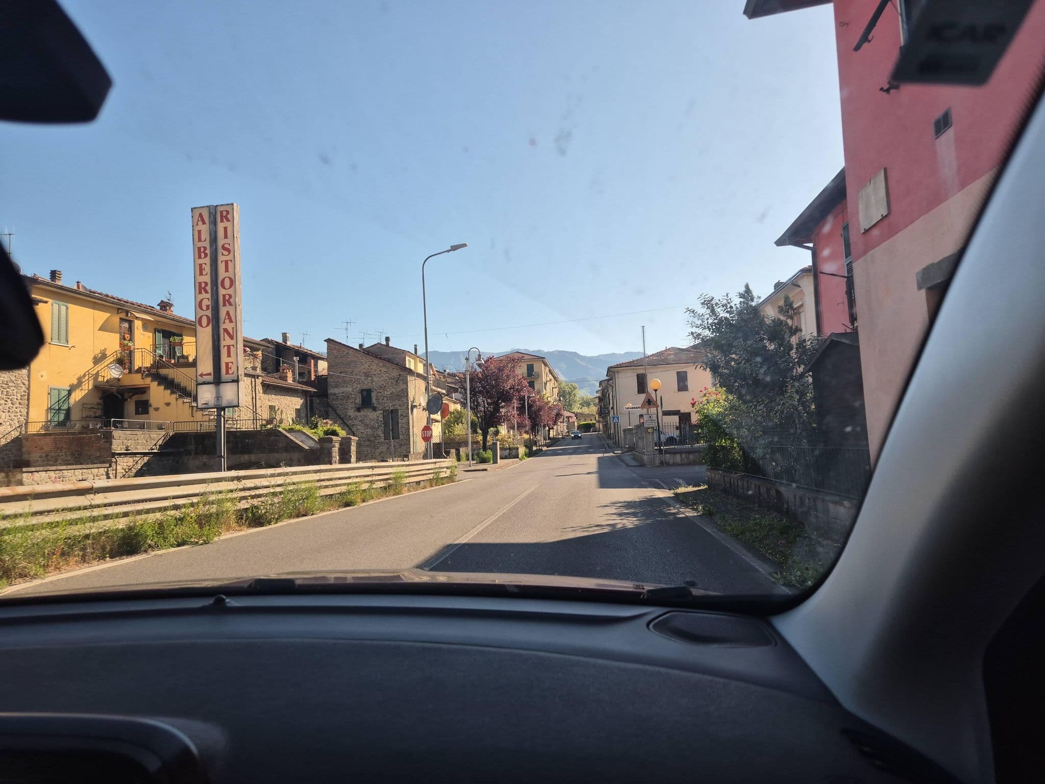 Street view near Manganelli, Villafranca in Lunigiana — © omfg_notpr (CC BY-SA · Mapillary)