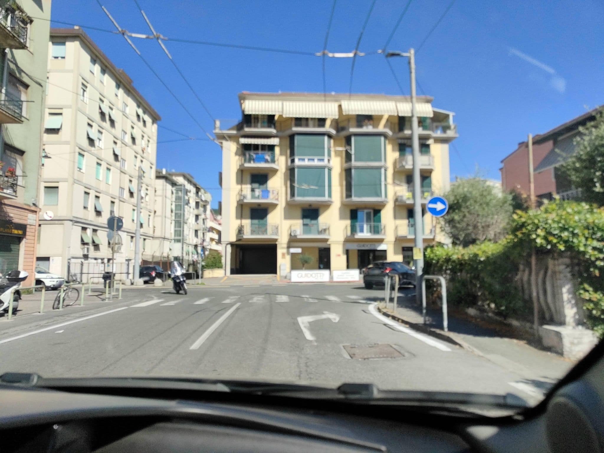 Street view near residenza La Rosetta, La Spezia — © omfg_notpr (CC BY-SA · Mapillary)