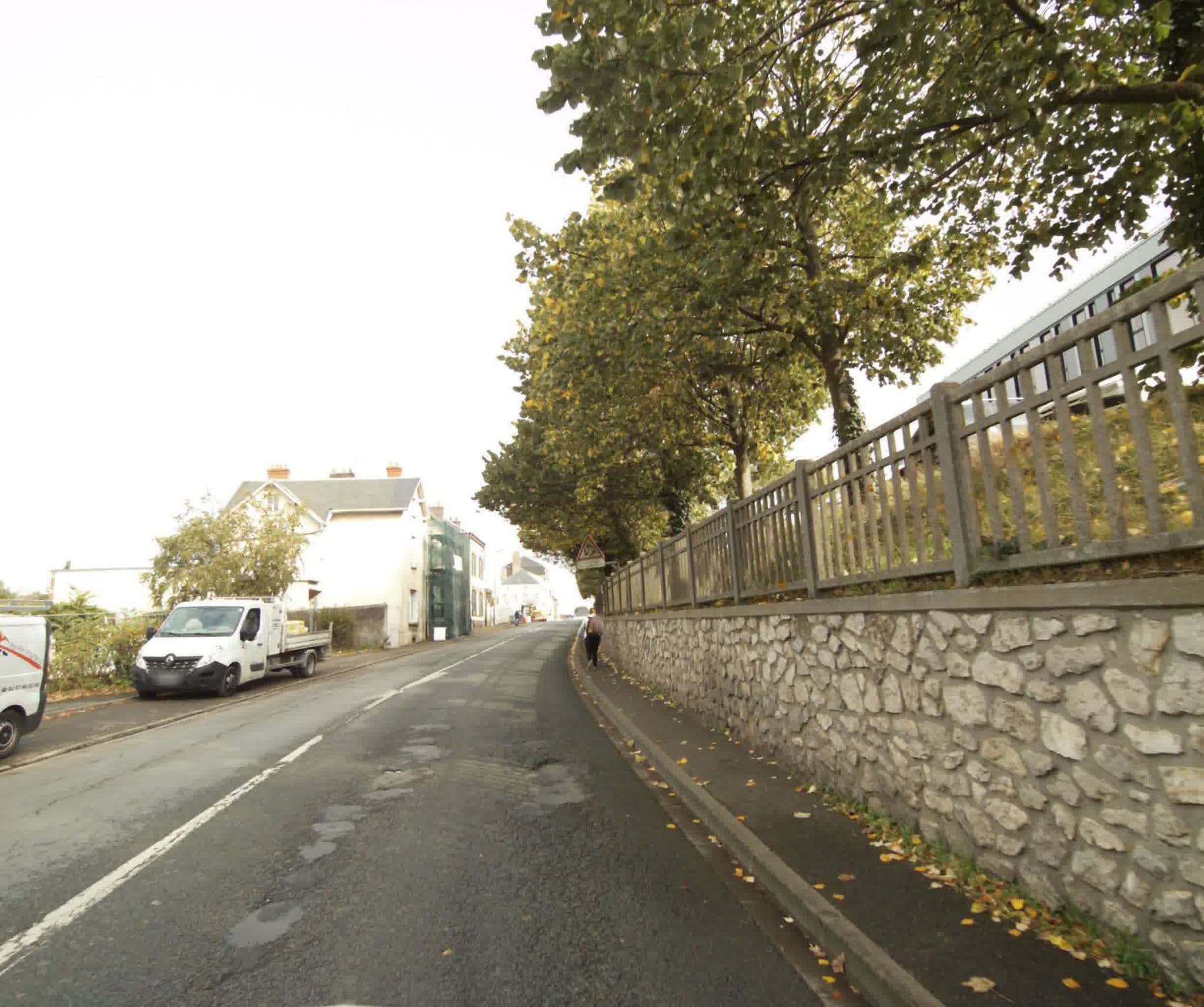 Street view near Ibis Styles, Dreux — © sogefi (CC BY-SA · Mapillary)