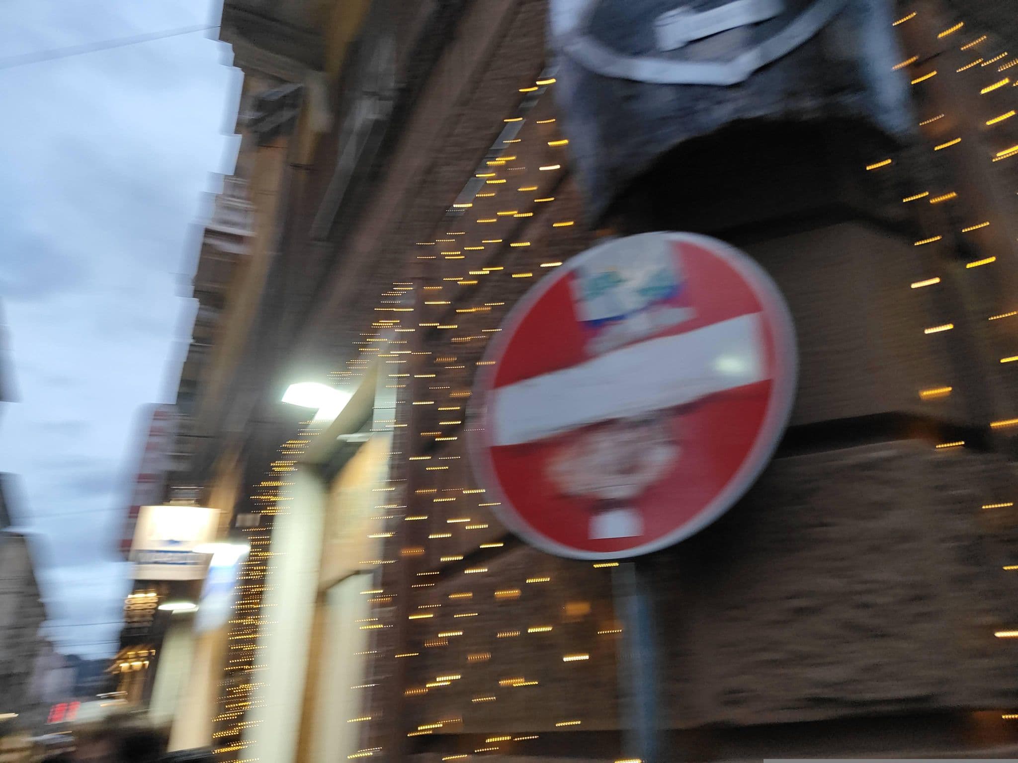 Street view near Novecento Boutique Hotel, La Spezia — © omfg_notpr (CC BY-SA · Mapillary)