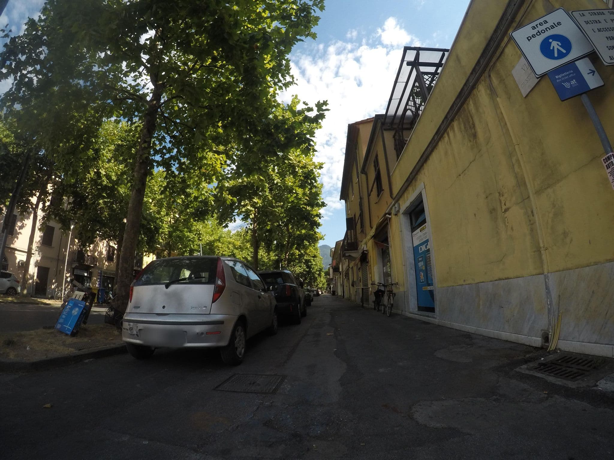 Street view near Locanda Del Tron, Massa — © cxc (CC BY-SA · Mapillary)