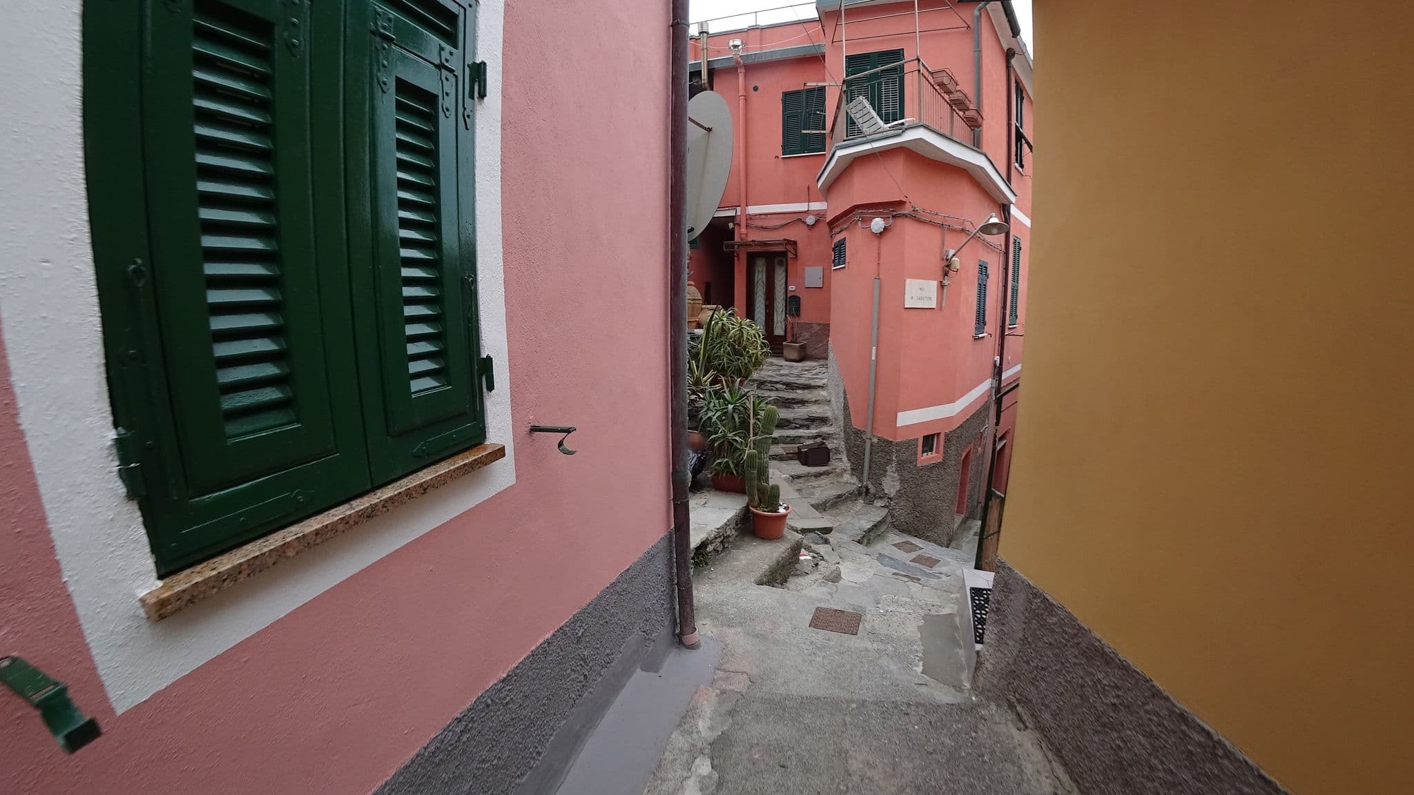 Street view near Mike & Franca Suite, Monterosso al Mare — © danbjoseph (CC BY-SA · Mapillary)