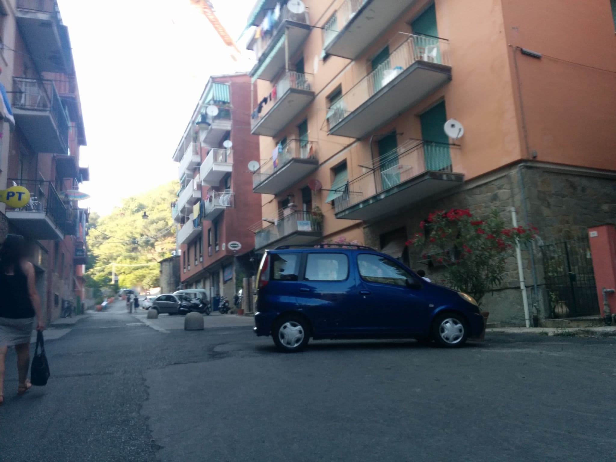 Street view near Appartamento Elyse, Monterosso al Mare — © chivos (CC BY-SA · Mapillary)
