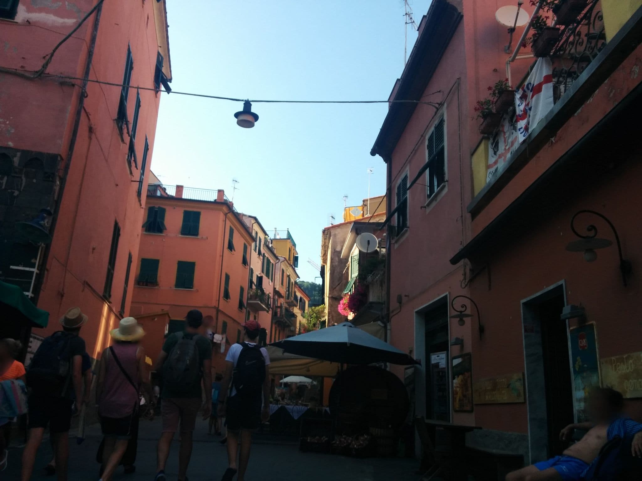 Street view near Unico Affittacamere, Monterosso al Mare — © chivos (CC BY-SA · Mapillary)