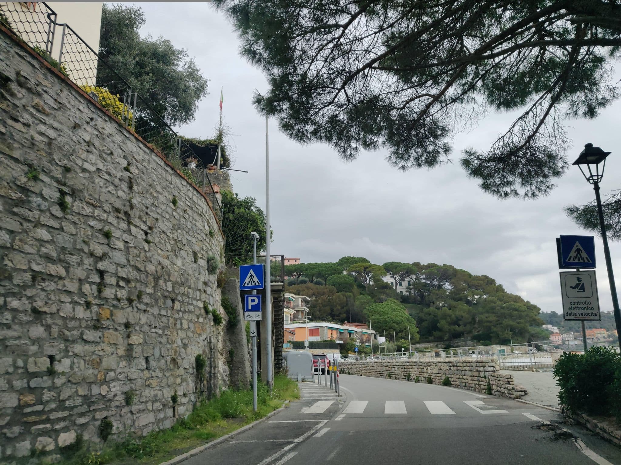 Street view near Affittacamere La Tortuga, Portovenere — © Yha1 (CC BY-SA · Mapillary)
