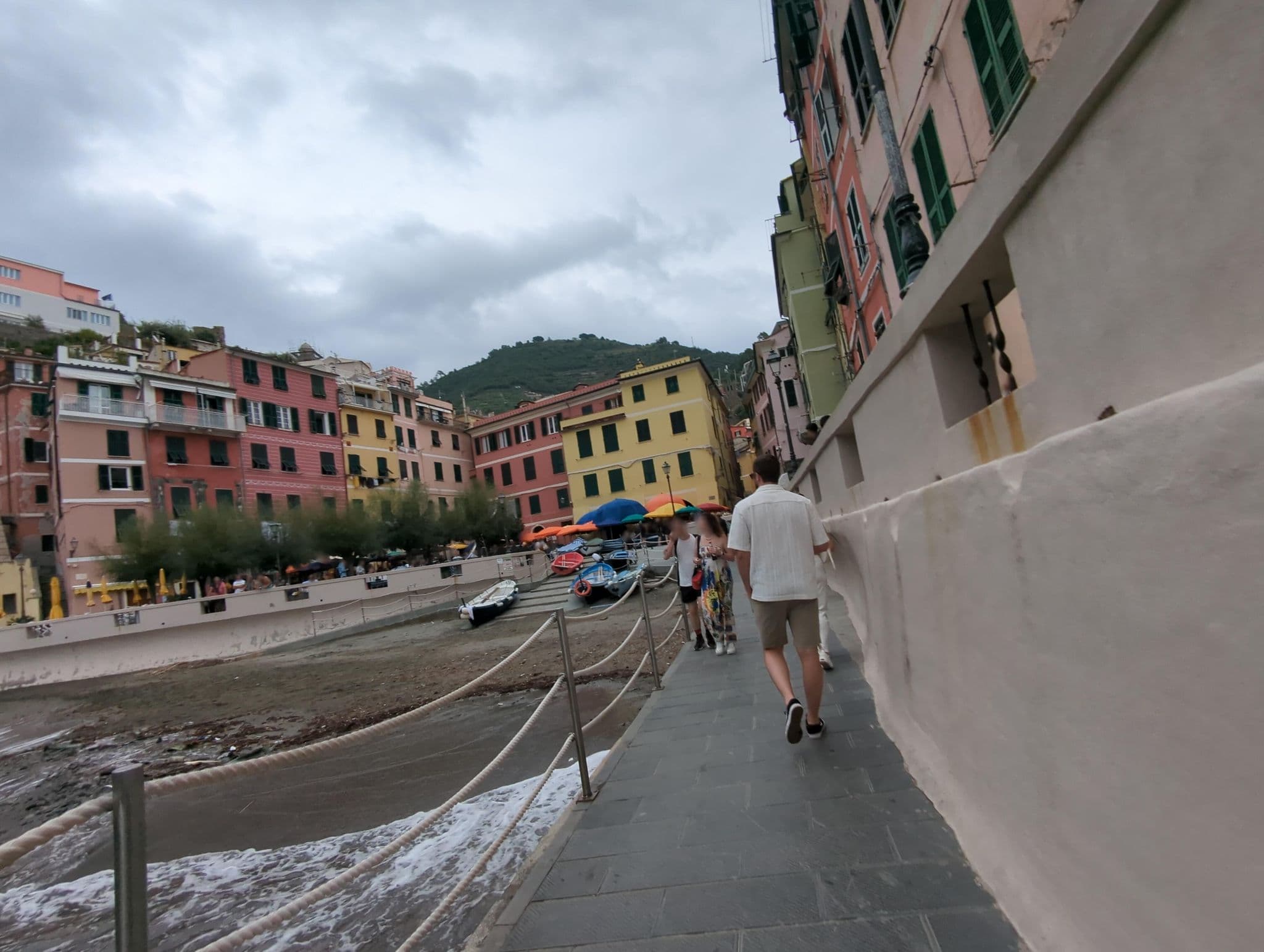 Street view near Jellyfish Apartment, Monterosso al Mare — © ente (CC BY-SA · Mapillary)