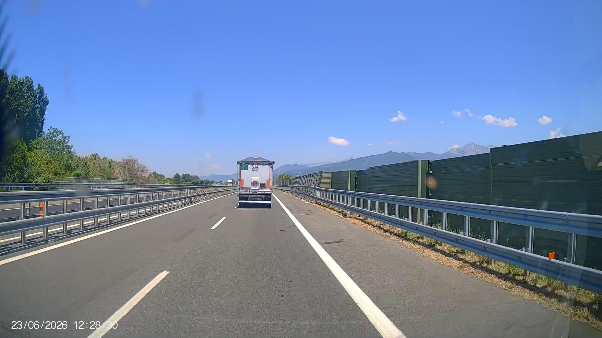 Street view near Hotel Astor Victoria, Pietrasanta — © renaultgt (CC BY-SA · Mapillary)