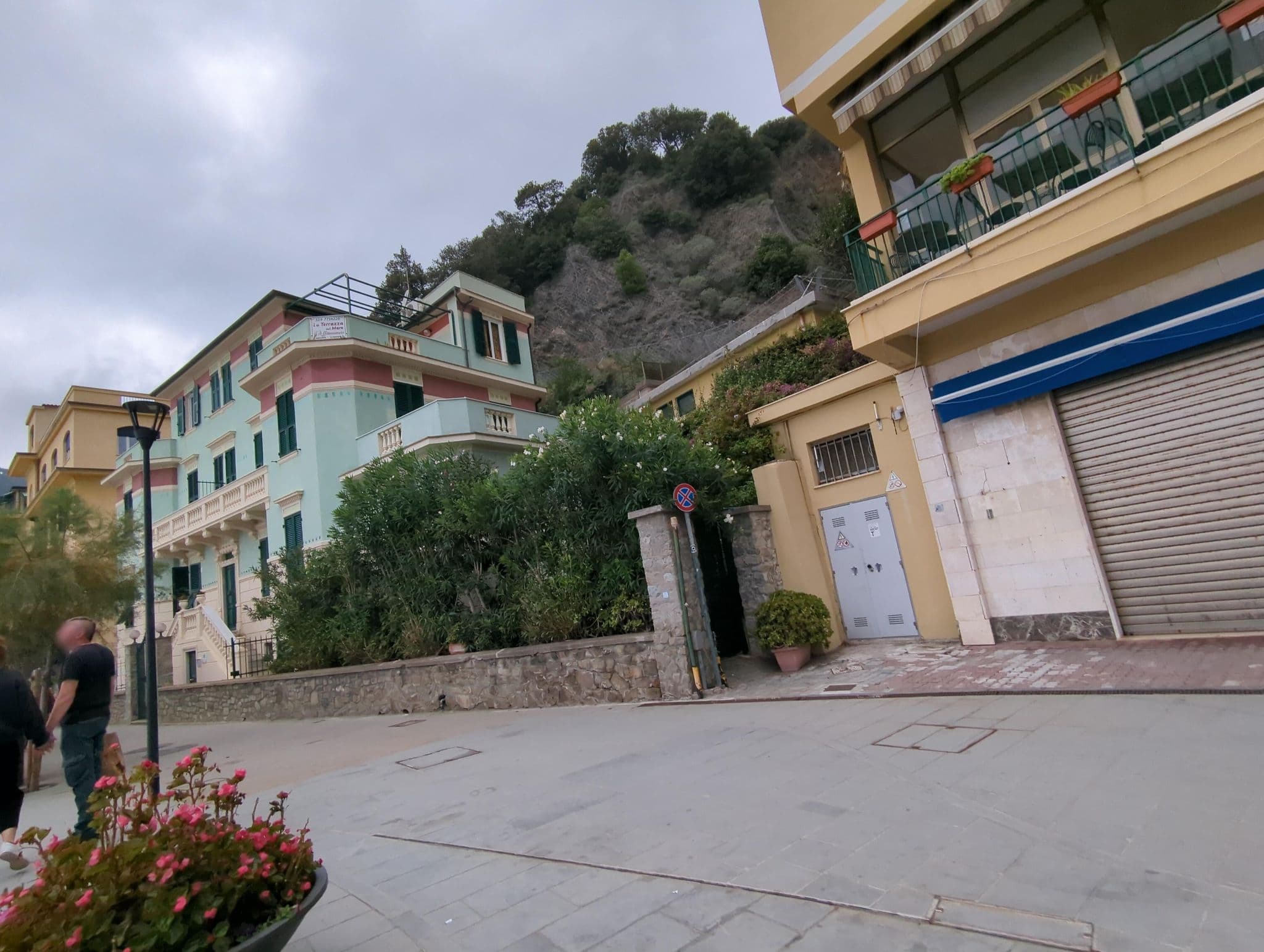 Street view near Il Maestrale BB, Monterosso al Mare — © ente (CC BY-SA · Mapillary)