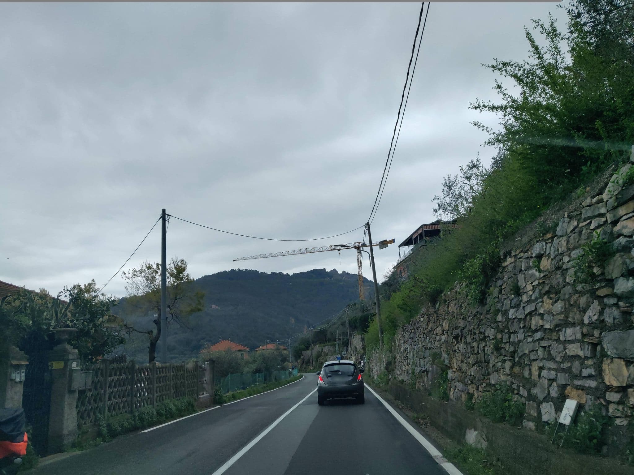 Street view near Baia Hotel, Le Grazie — © Yha1 (CC BY-SA · Mapillary)