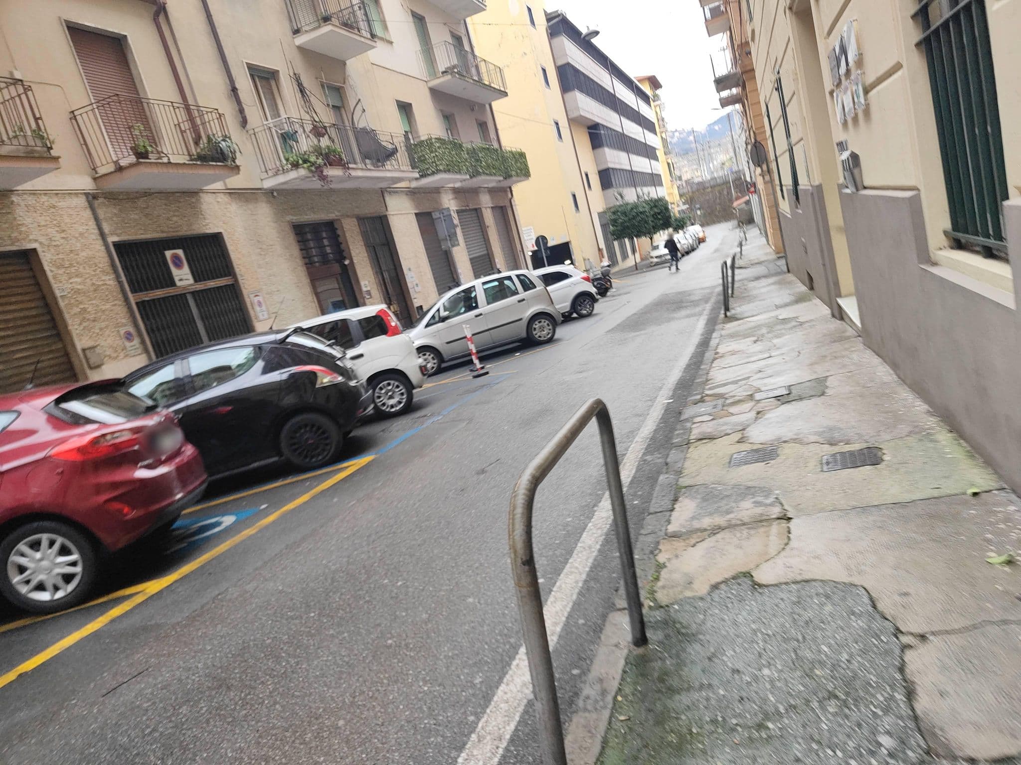 Street view near Mare e Dintorni CITRO11015-AFF-0200, La Spezia — © omfg_notpr (CC BY-SA · Mapillary)