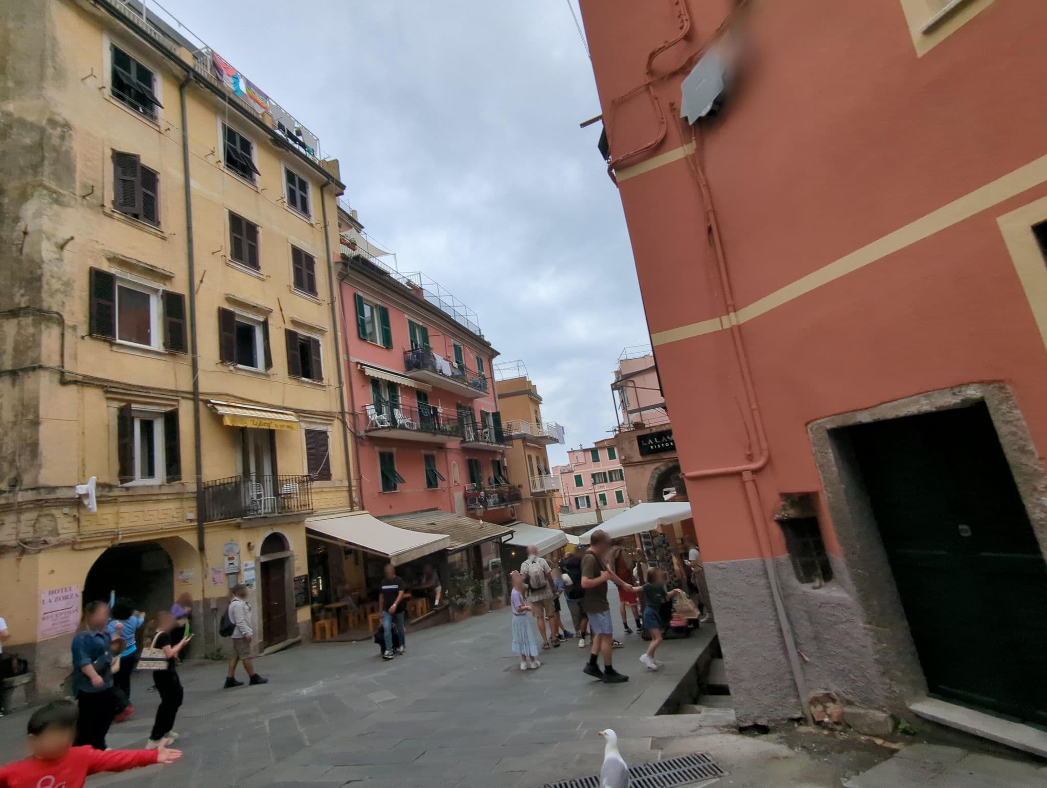 Street view near Vento di Mare, Riomaggiore — © ente (CC BY-SA · Mapillary)