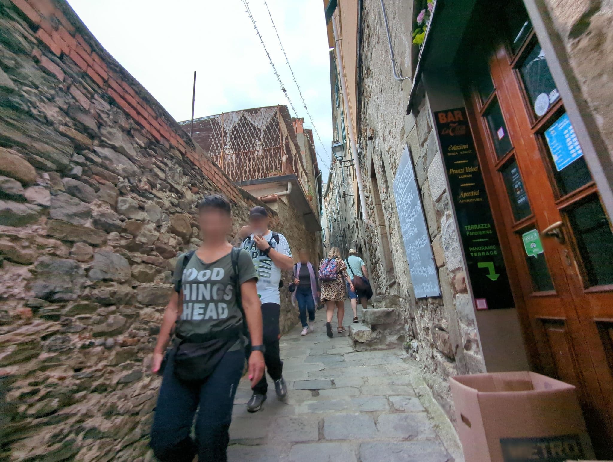 Street view near il Magàn - Cinque Terre, Riomaggiore — © ente (CC BY-SA · Mapillary)