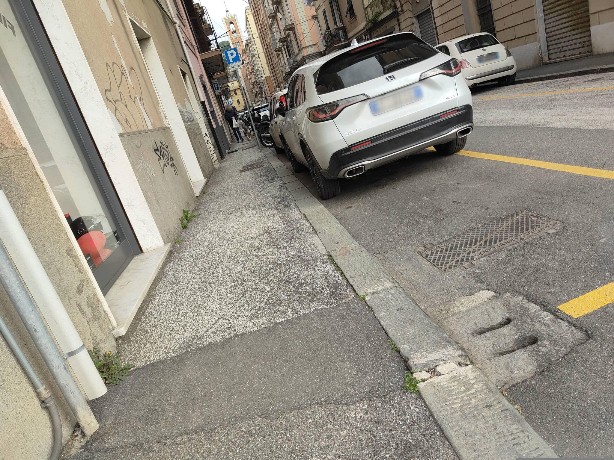 Street view near Affittacamere Il Viaggiatore, La Spezia — © omfg_notpr (CC BY-SA · Mapillary)