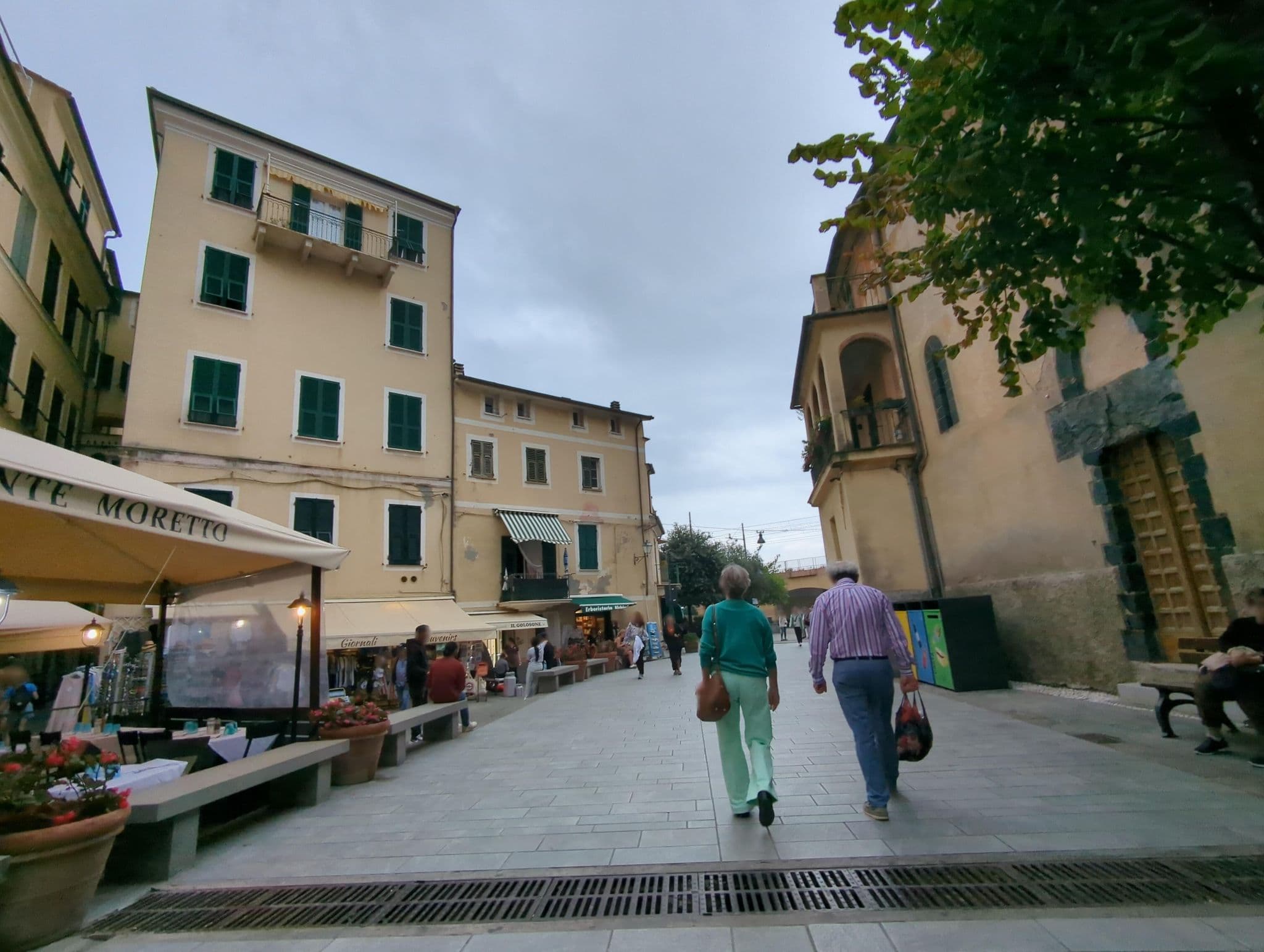 Street view near Marymar, Monterosso al Mare — © ente (CC BY-SA · Mapillary)