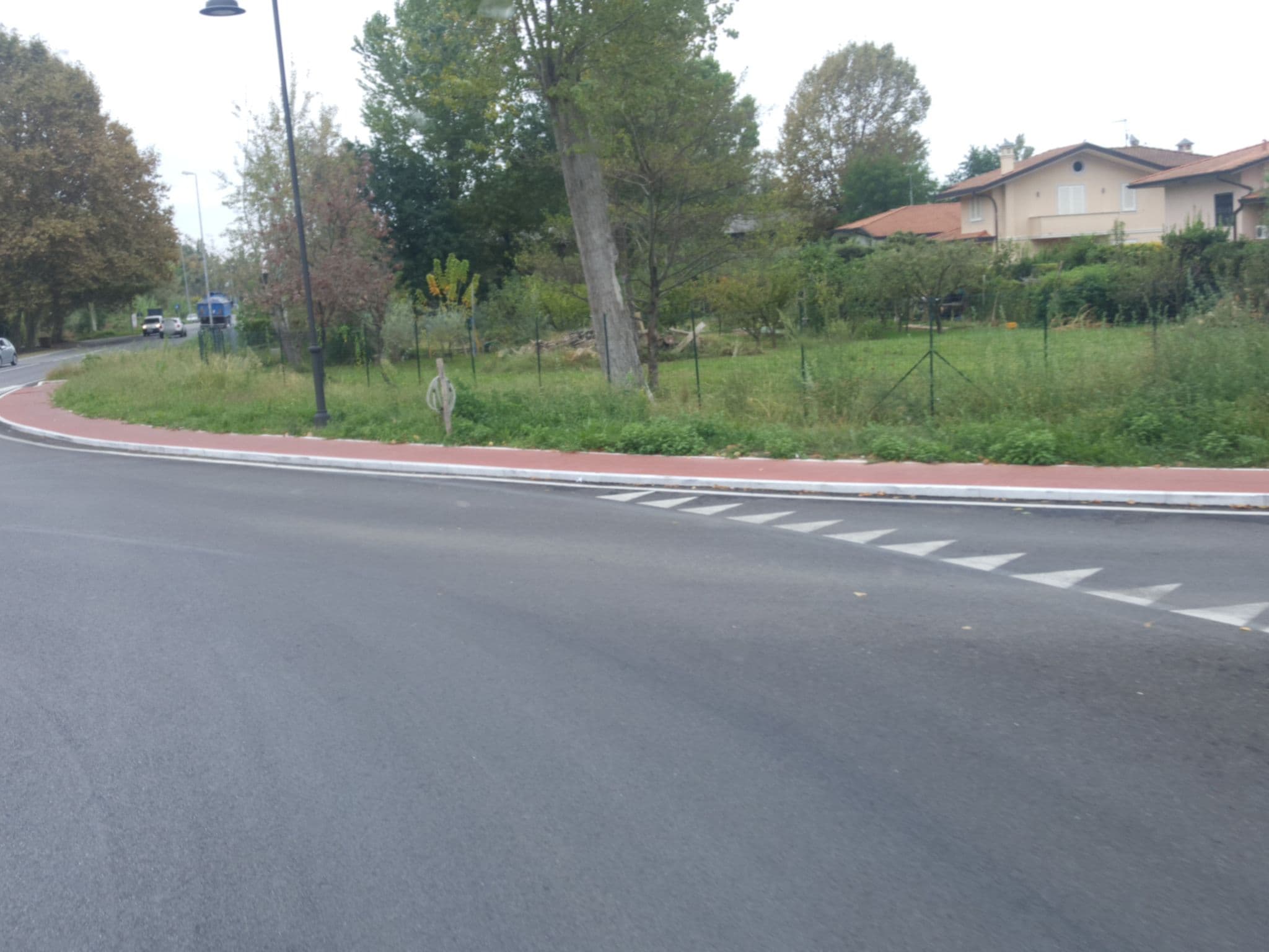 Street view near Albergo Sonia SAS di Pagliari Licia & C., Forte dei Marmi — © klimakas (CC BY-SA · Mapillary)