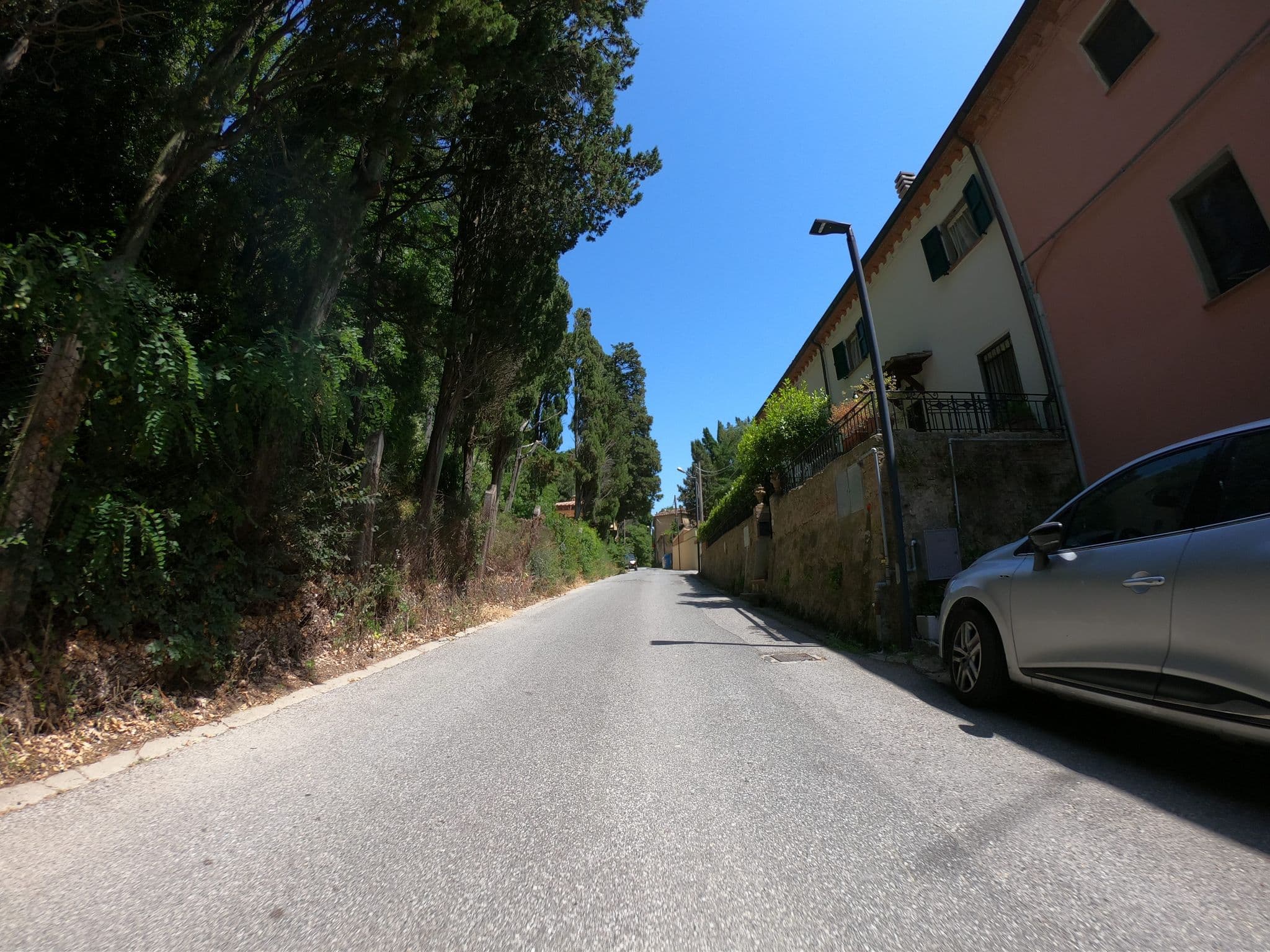 Street view near La Piantatina, Collesalvetti — © momix (CC BY-SA · Mapillary)