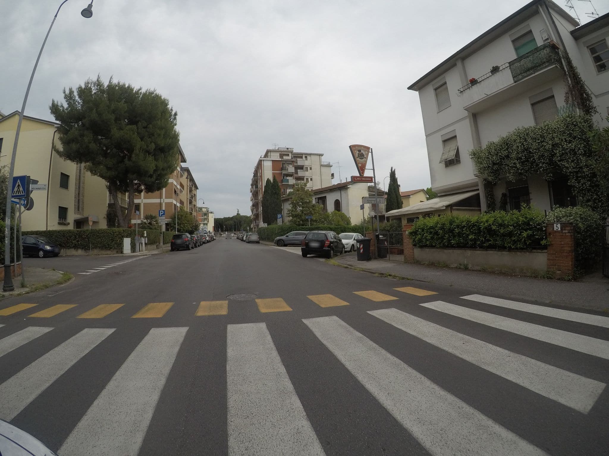 Street view near AwesHome Vintage Rooms, Pisa — © cxc (CC BY-SA · Mapillary)