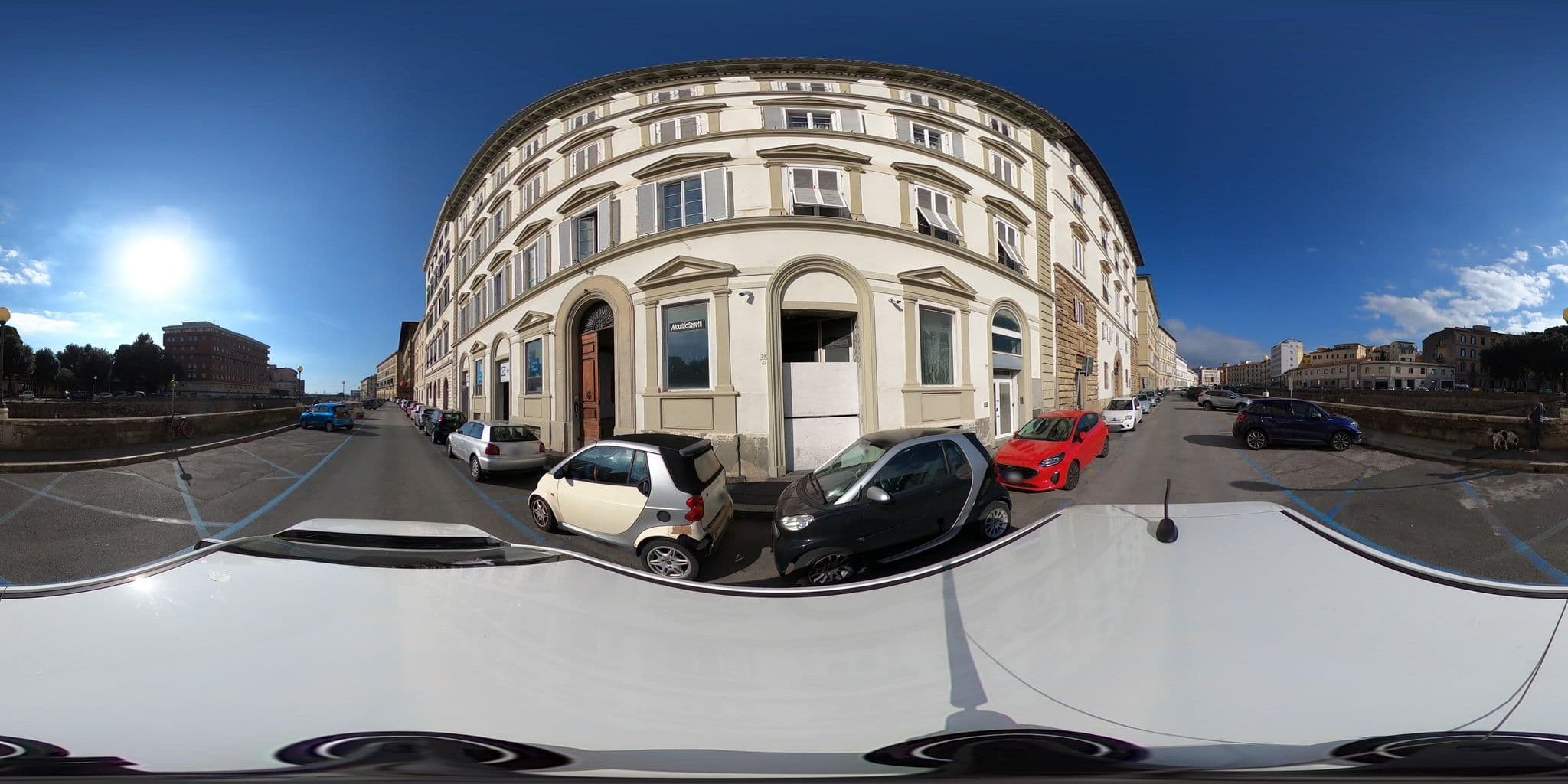 Street view near Pensione Dante di Berni Marisa, Livorno — © momix (CC BY-SA · Mapillary)