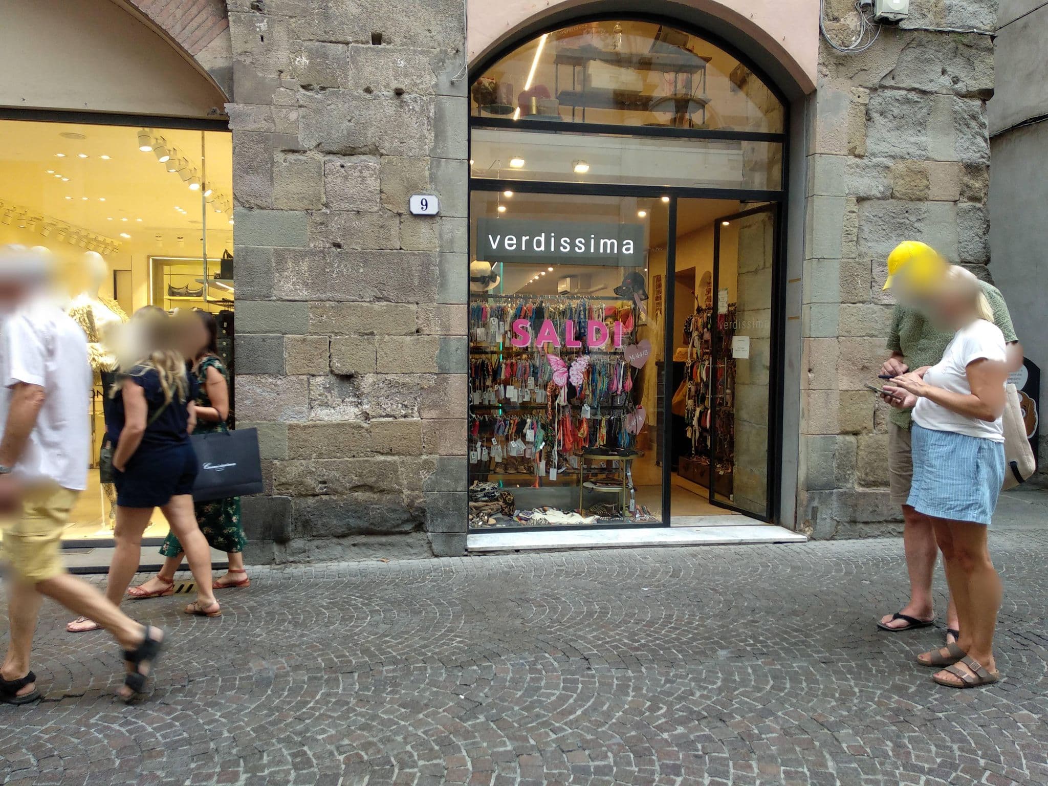 Street view near Charme Pini Hotel Lucca, Lucca — © steinm (CC BY-SA · Mapillary)