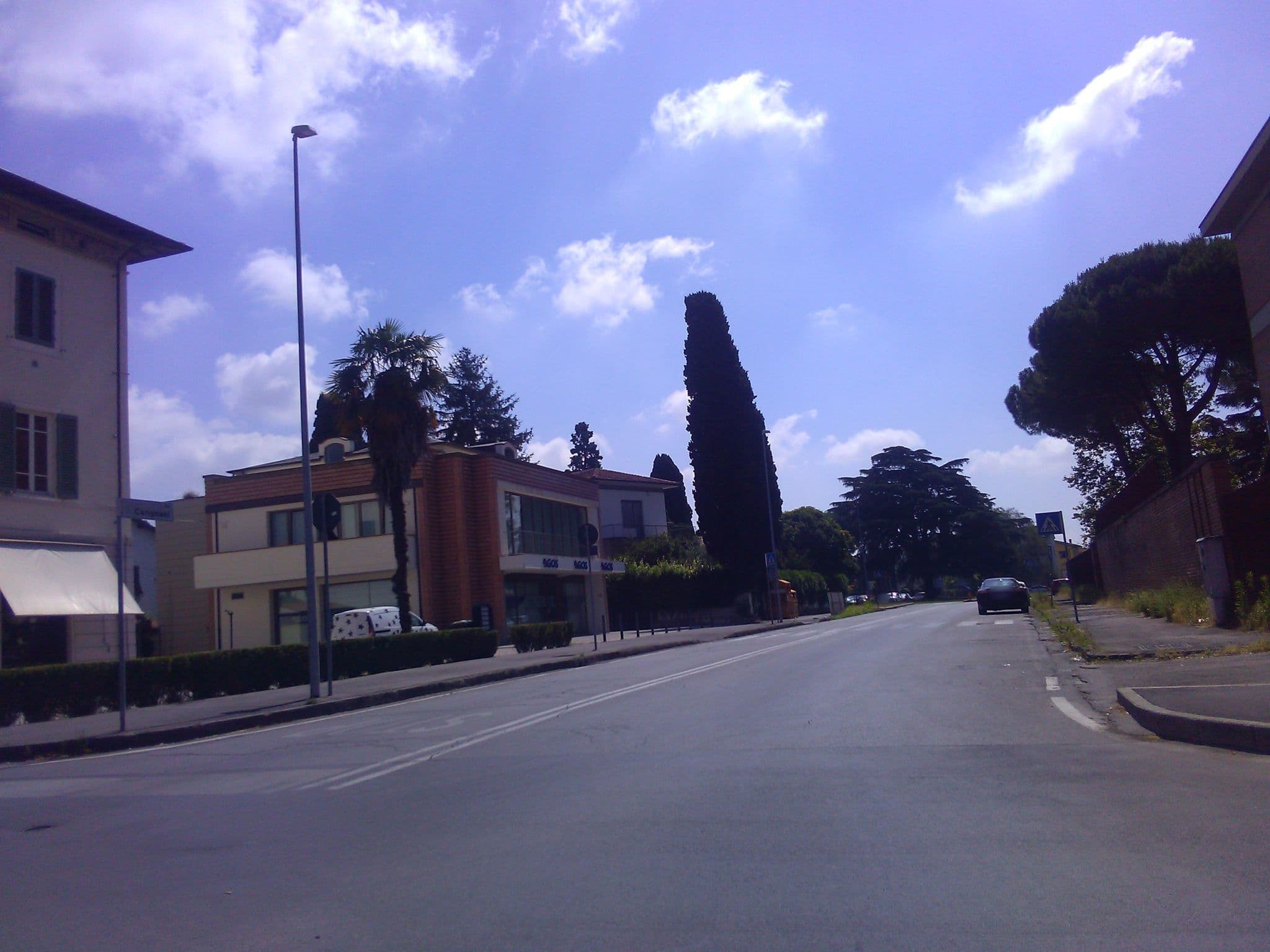 Street view near Charme con Parcheggio, Lucca — © cxc (CC BY-SA · Mapillary)