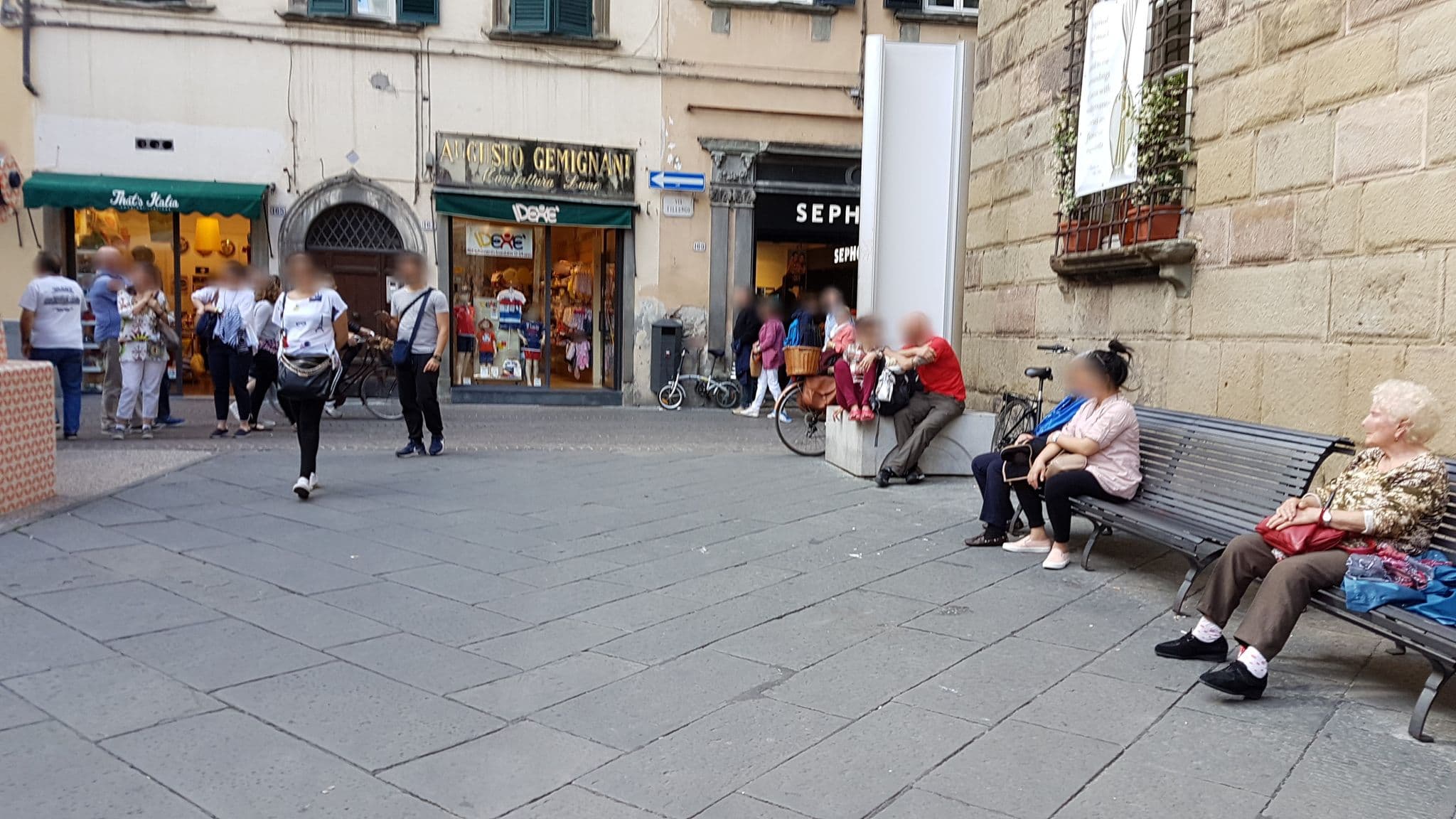 Street view near Micheli Suite Anfiteatro Square, Lucca — © jopparn (CC BY-SA · Mapillary)