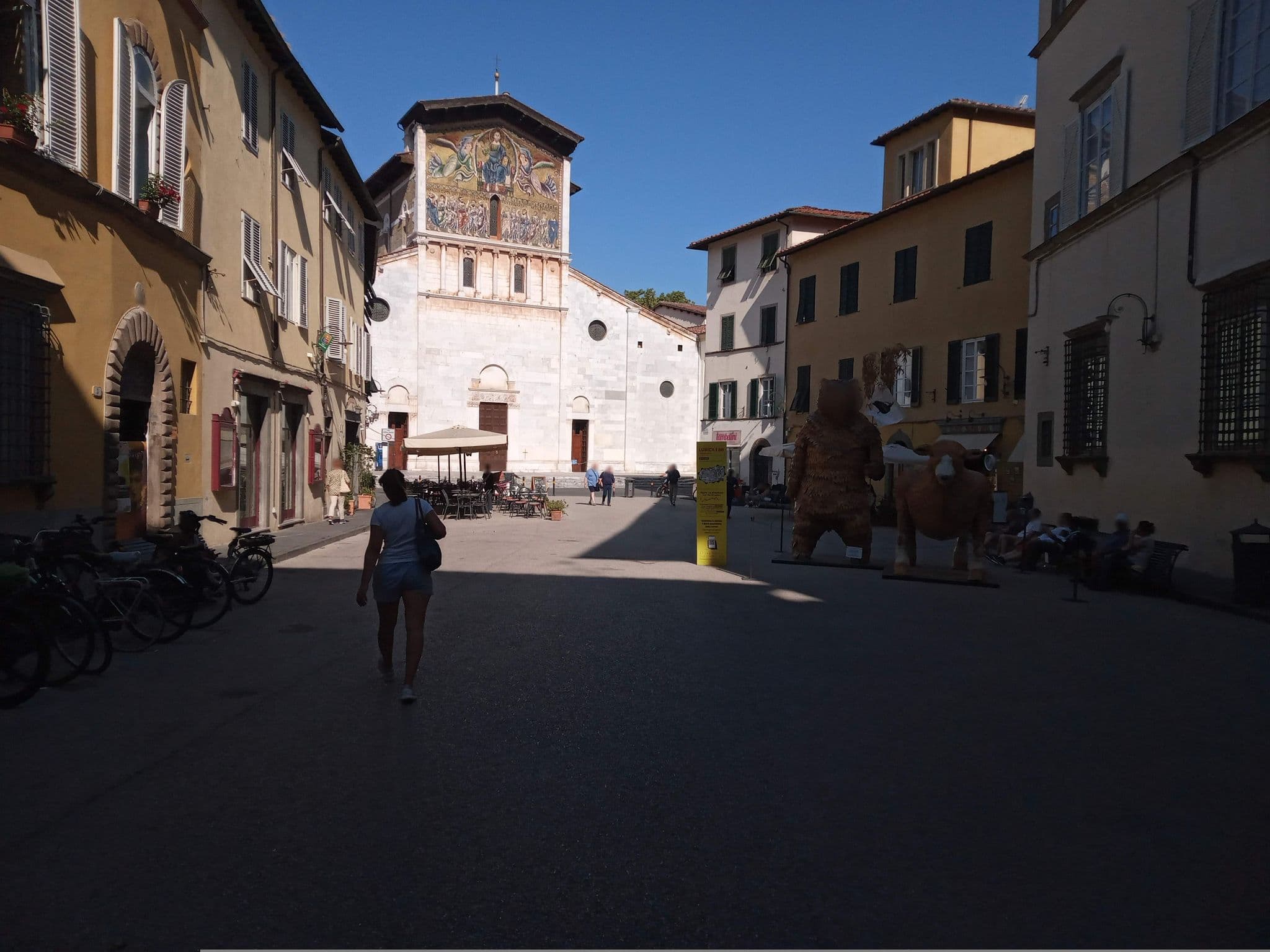 Street view near Casa Alba, Lucca — © antonio_barsottini (CC BY-SA · Mapillary)
