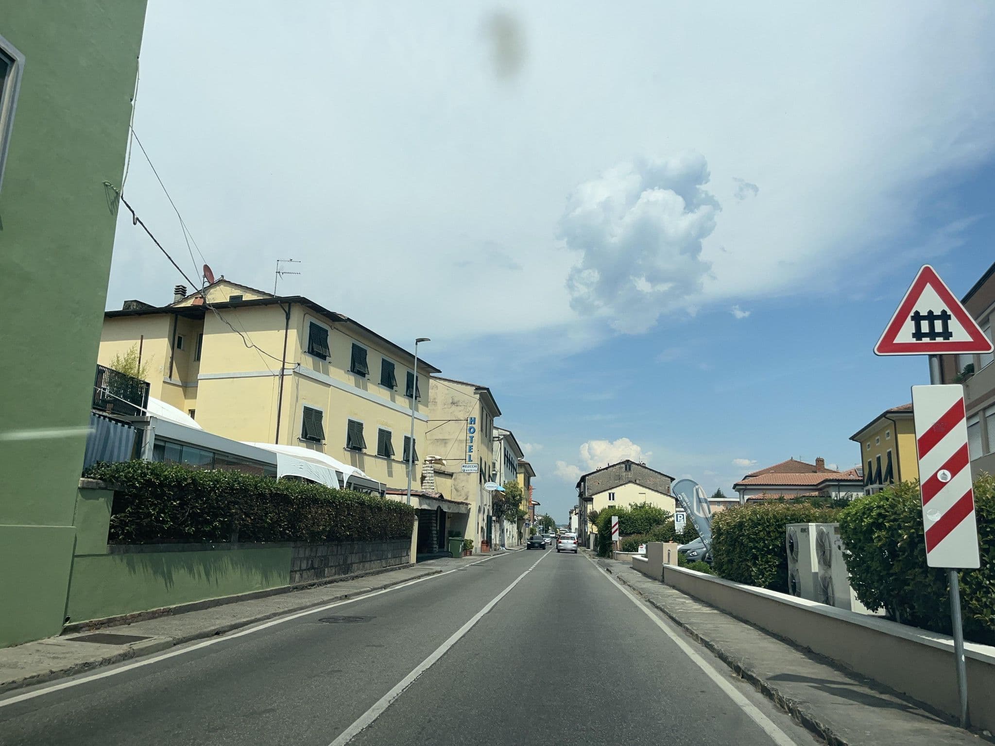 Street view near Zibaldone House with BIG PRIVATE GARDEN, Lucca — © fod (CC BY-SA · Mapillary)