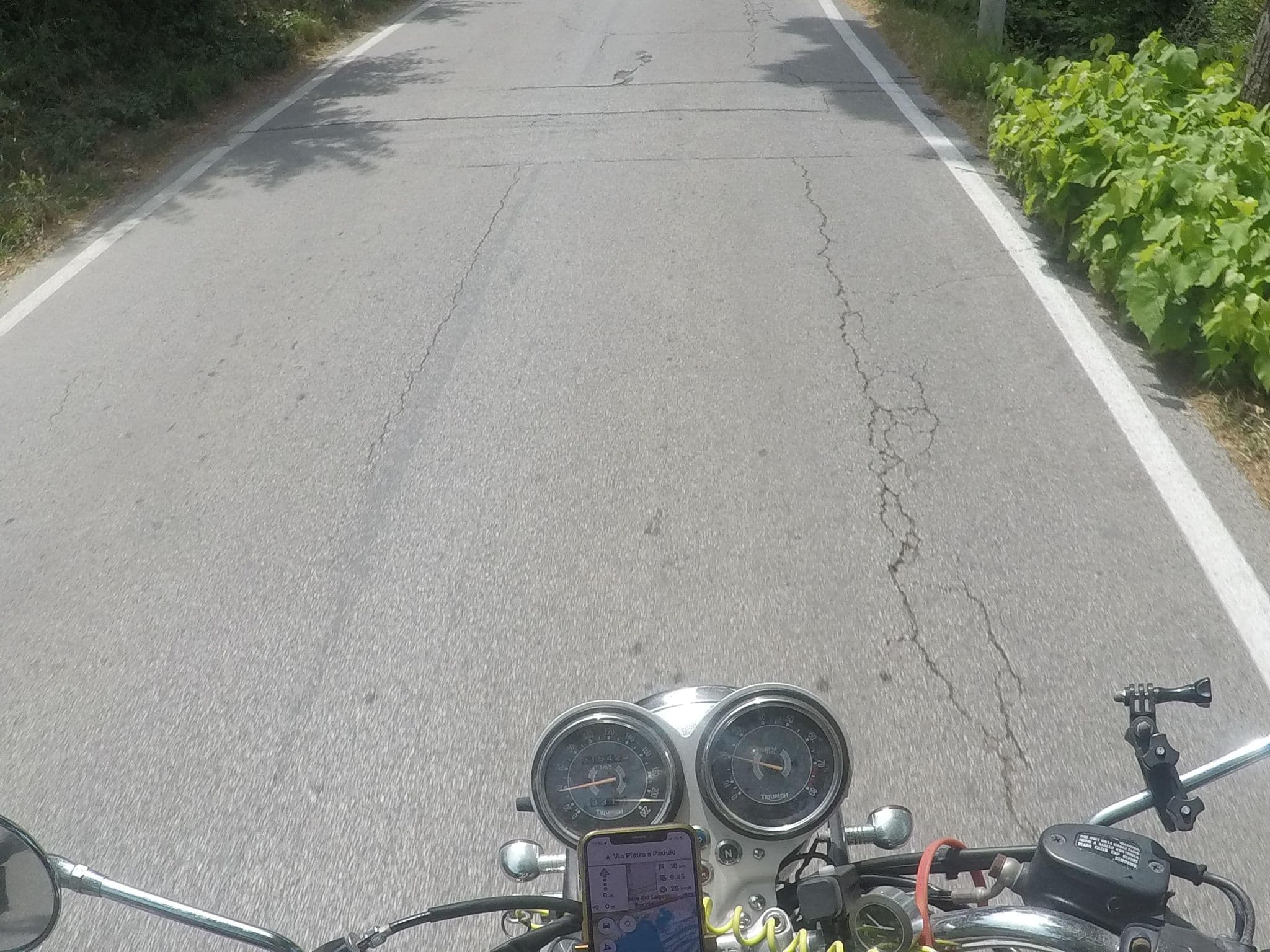 Street view near Borgo Le Rondini, Massarosa — © cxc (CC BY-SA · Mapillary)