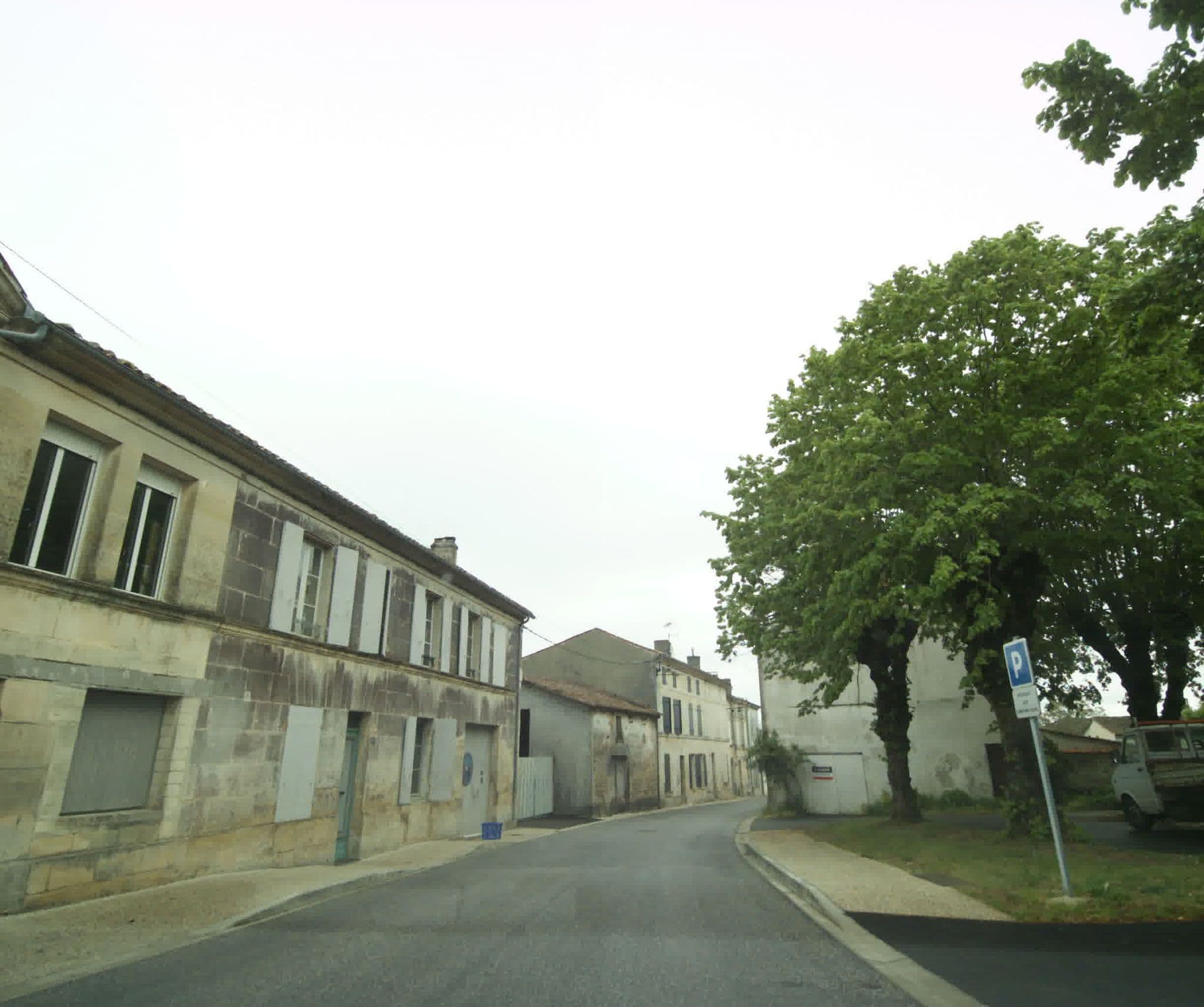 Street view near Aire de services Camping-cars de Burie, Burie — © sogefi (CC BY-SA · Mapillary)