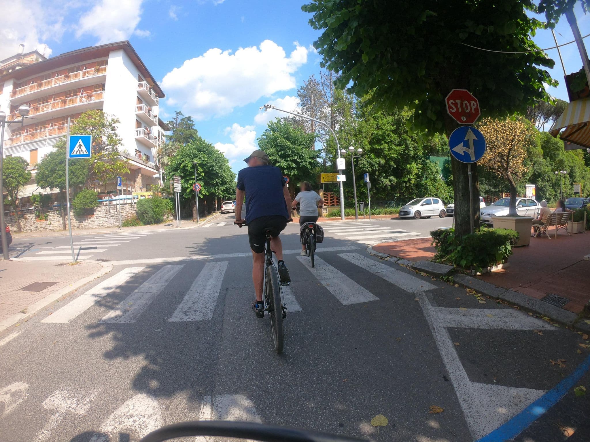 Street view near Grand Hotel Vittoria, Montecatini-Terme — © pbb (CC BY-SA · Mapillary)