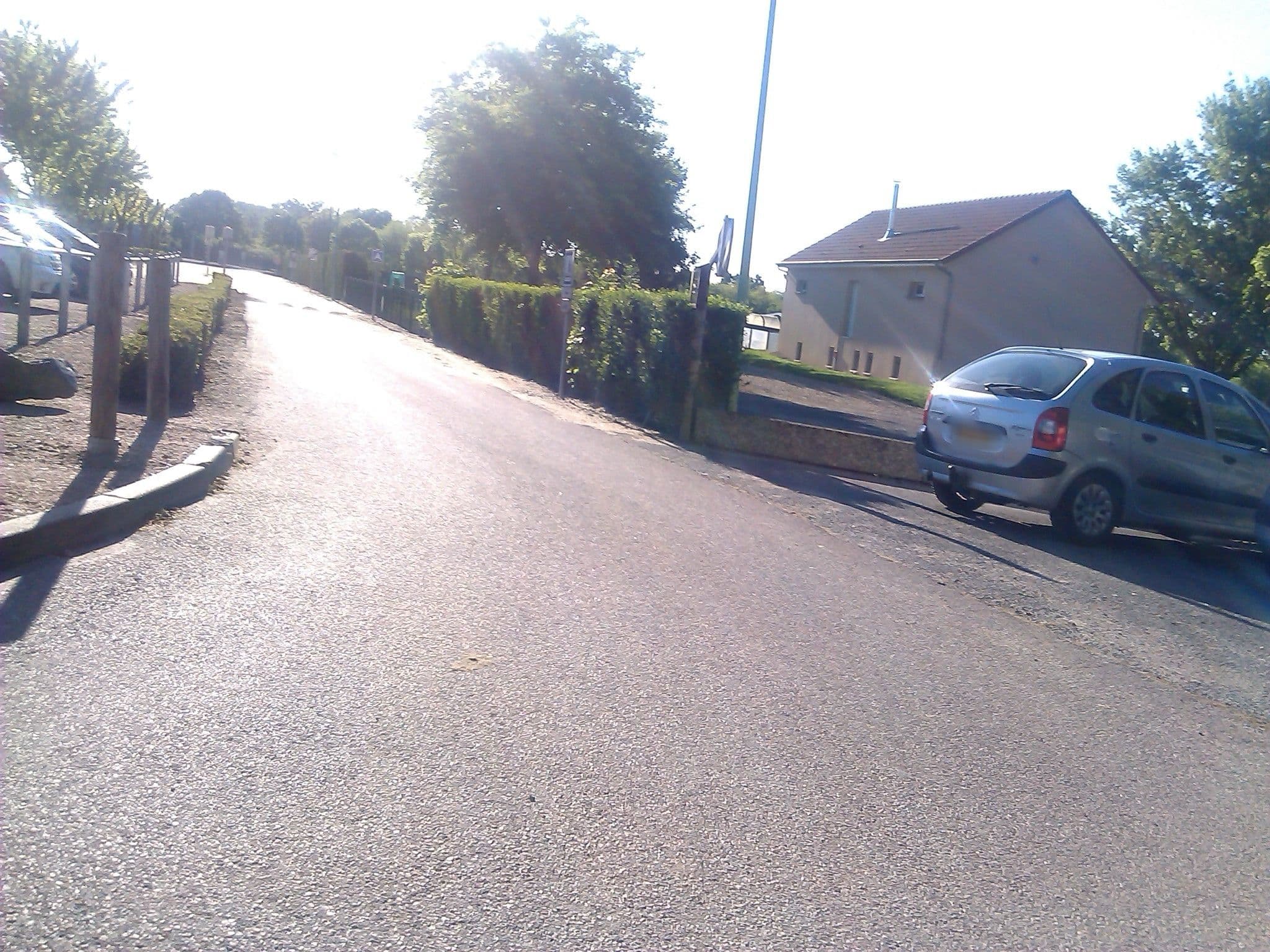Street view near Diou Aire pour camping-cars, Diou — © changchun1 (CC BY-SA · Mapillary)