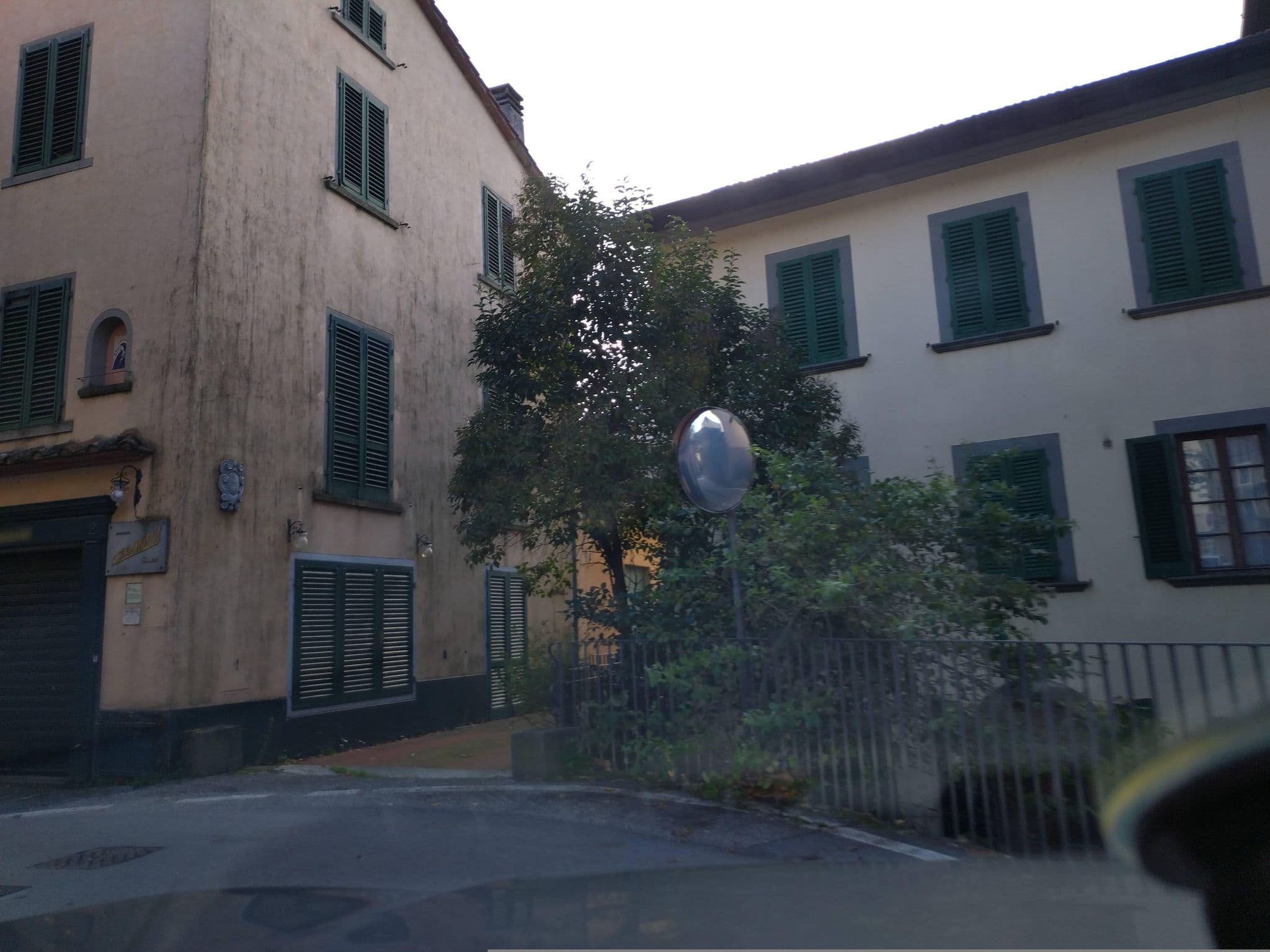 Street view near Albergo Hotel Miramonte, San Marcello Pistoiese — © kr_ (CC BY-SA · Mapillary)