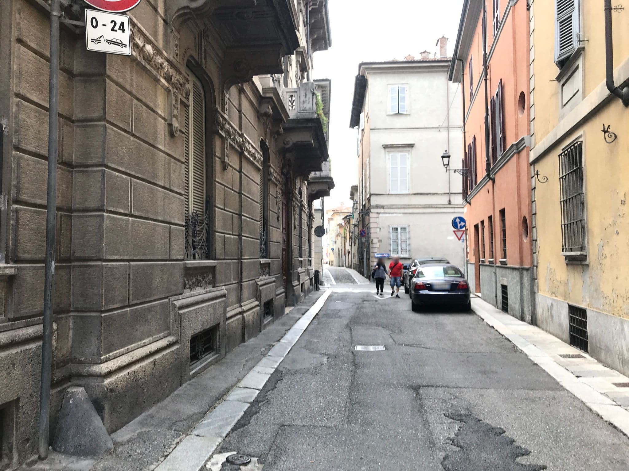 Street view near B&B Del Borgo, Piacenza — © abebuk (CC BY-SA · Mapillary)