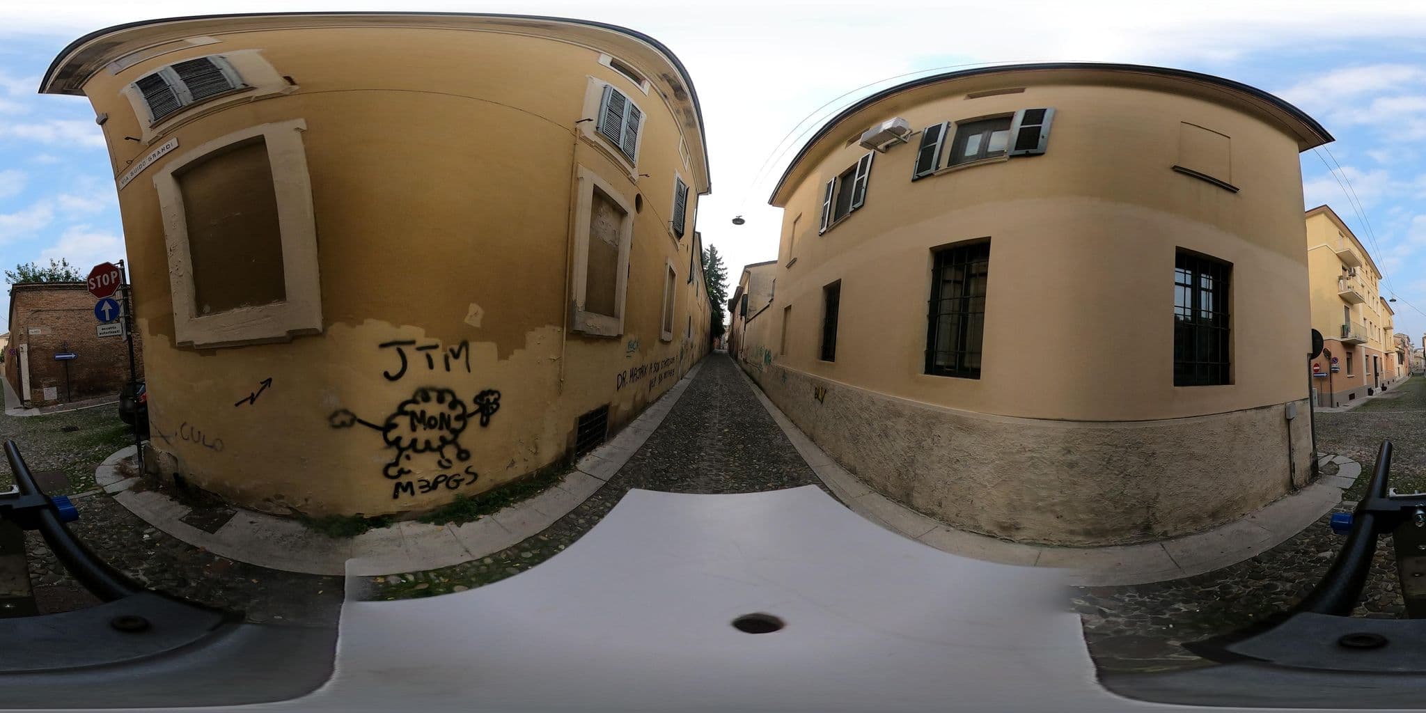 Street view near Cremona Appartamento Monolocale Sant'Omobono, Cremona — © wegavision (CC BY-SA · Mapillary)