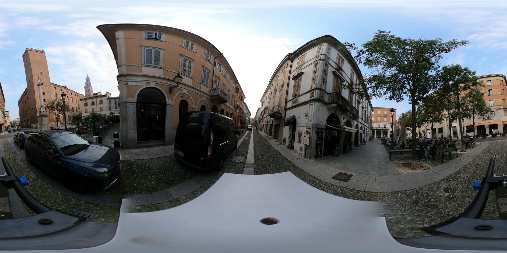 Street view near Impero Hotel Cremona, Cremona — © wegavision (CC BY-SA · Mapillary)