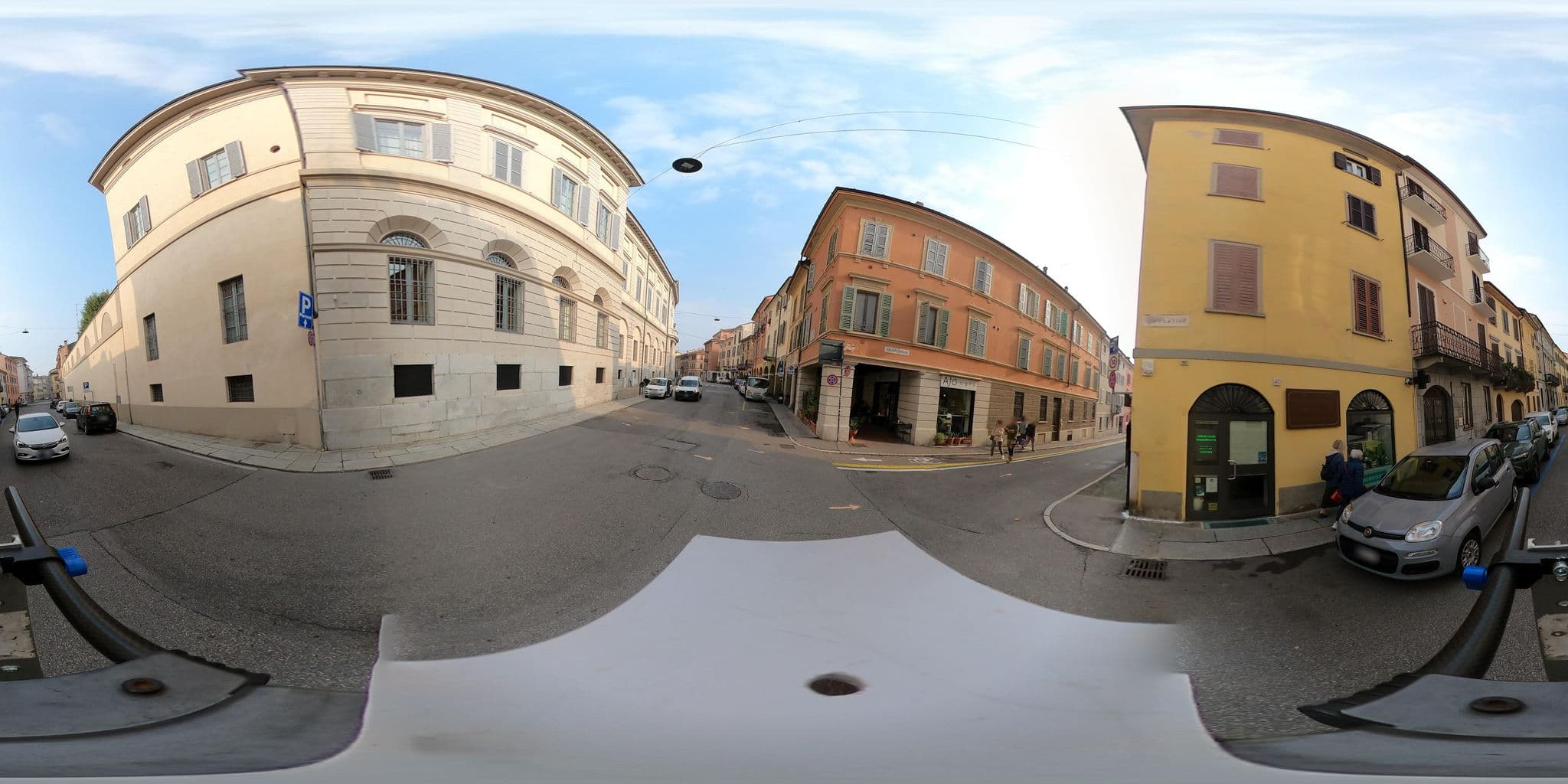 Street view near Stone Violin, Cremona — © wegavision (CC BY-SA · Mapillary)
