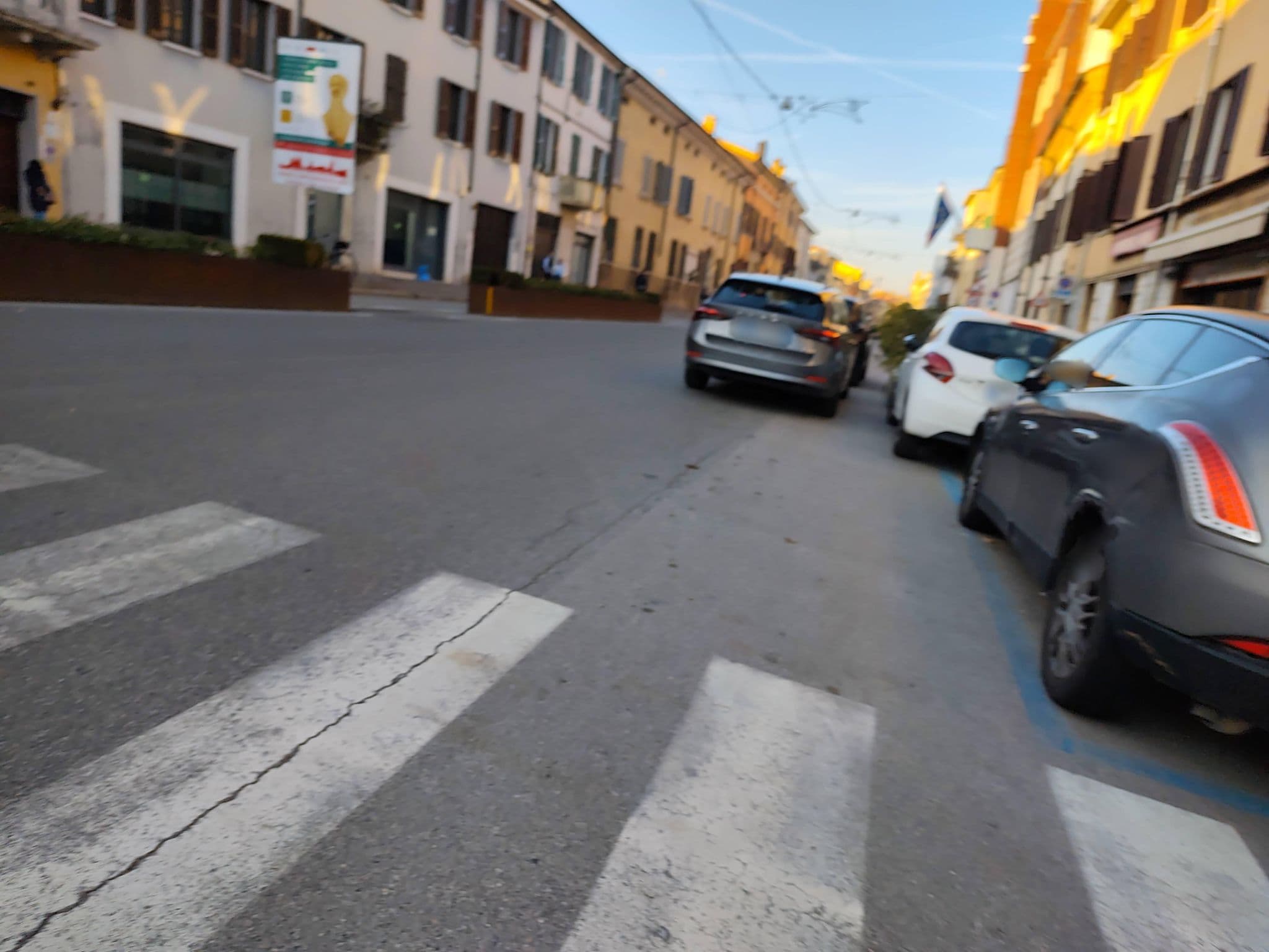 Street view near Casa Del Pittore, Mantua — © Duro (CC BY-SA · Mapillary)