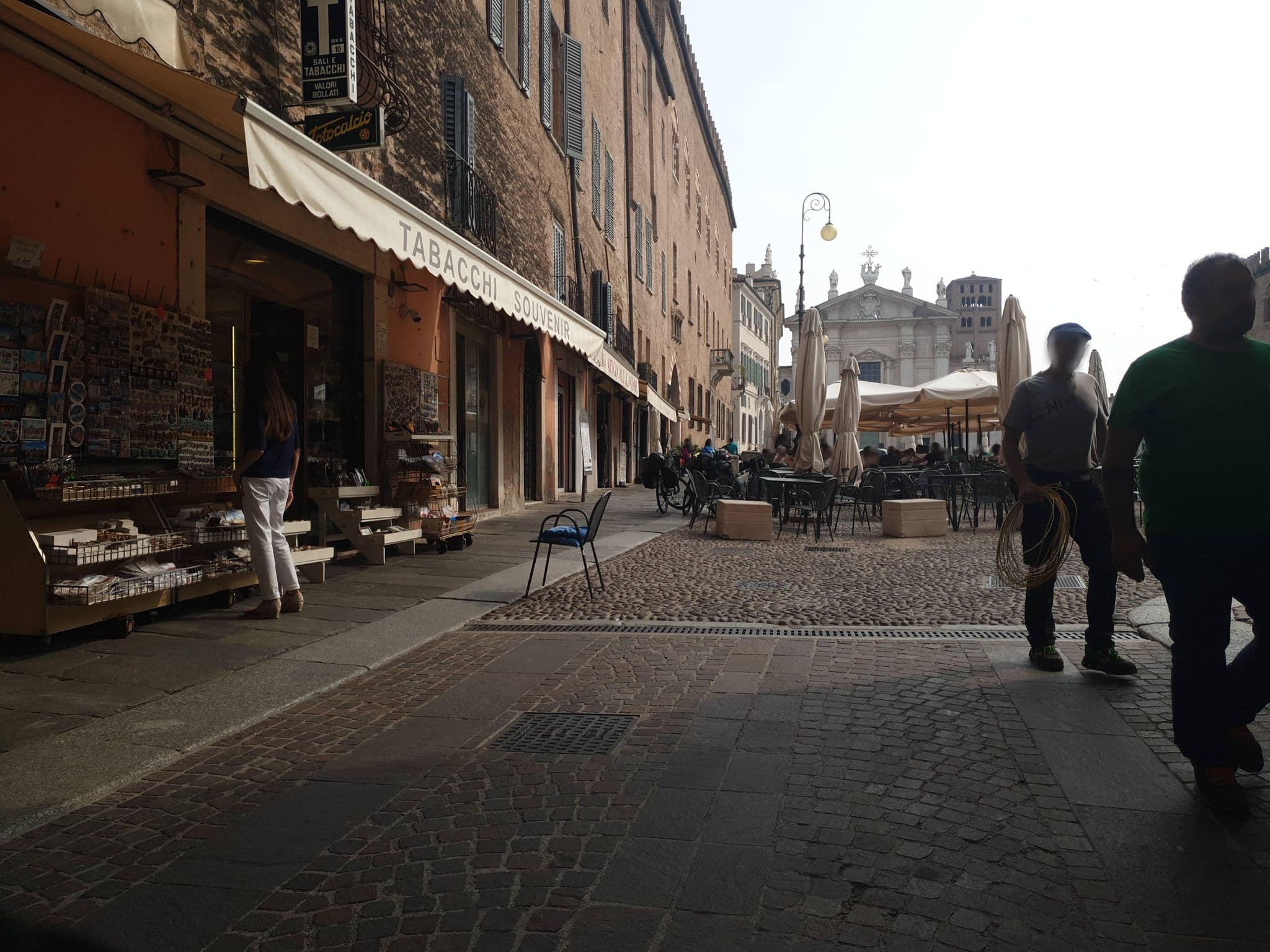 Street view near Luxury Suites Bonacolsi, Mantua — © voschix (CC BY-SA · Mapillary)