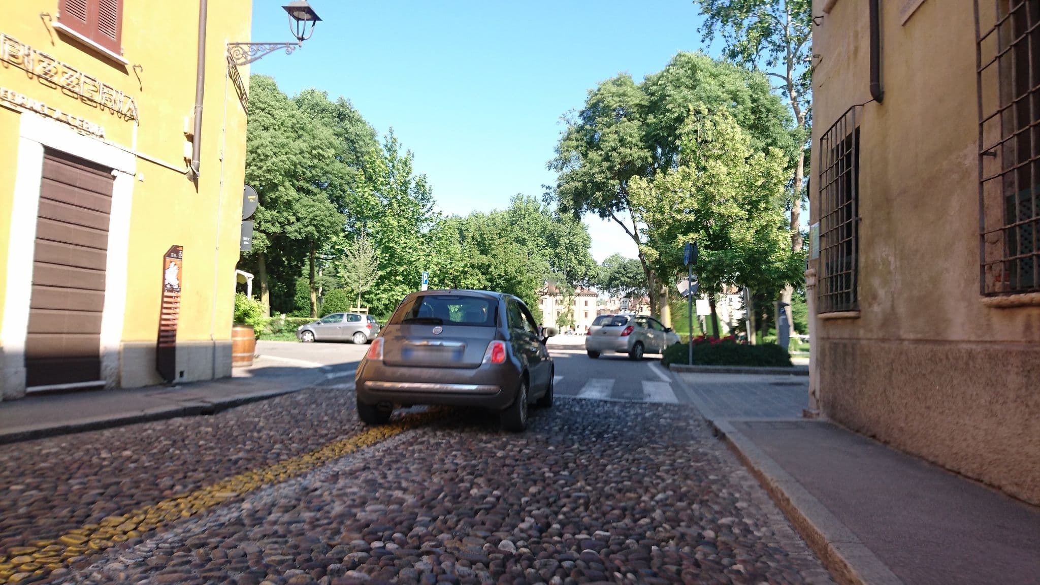 Street view near Ristorante Pizzeria al Quadrato e Residence Cà Mazzini, Mantua — © voschix (CC BY-SA · Mapillary)