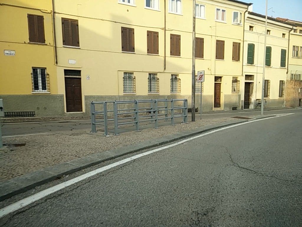 Street view near Libenter Bed & Breakfast Mantua, Mantua — © joostjakob (CC BY-SA · Mapillary)