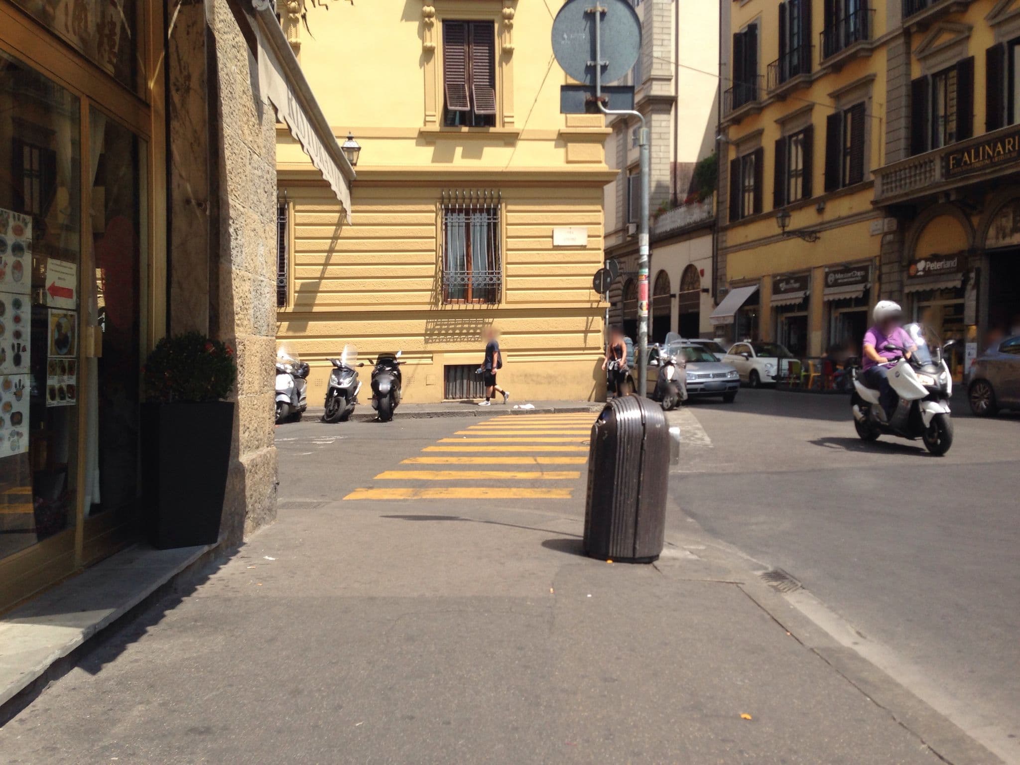 Street view near Ester Hotel Florence, Florence — © scribblemaniac (CC BY-SA · Mapillary)