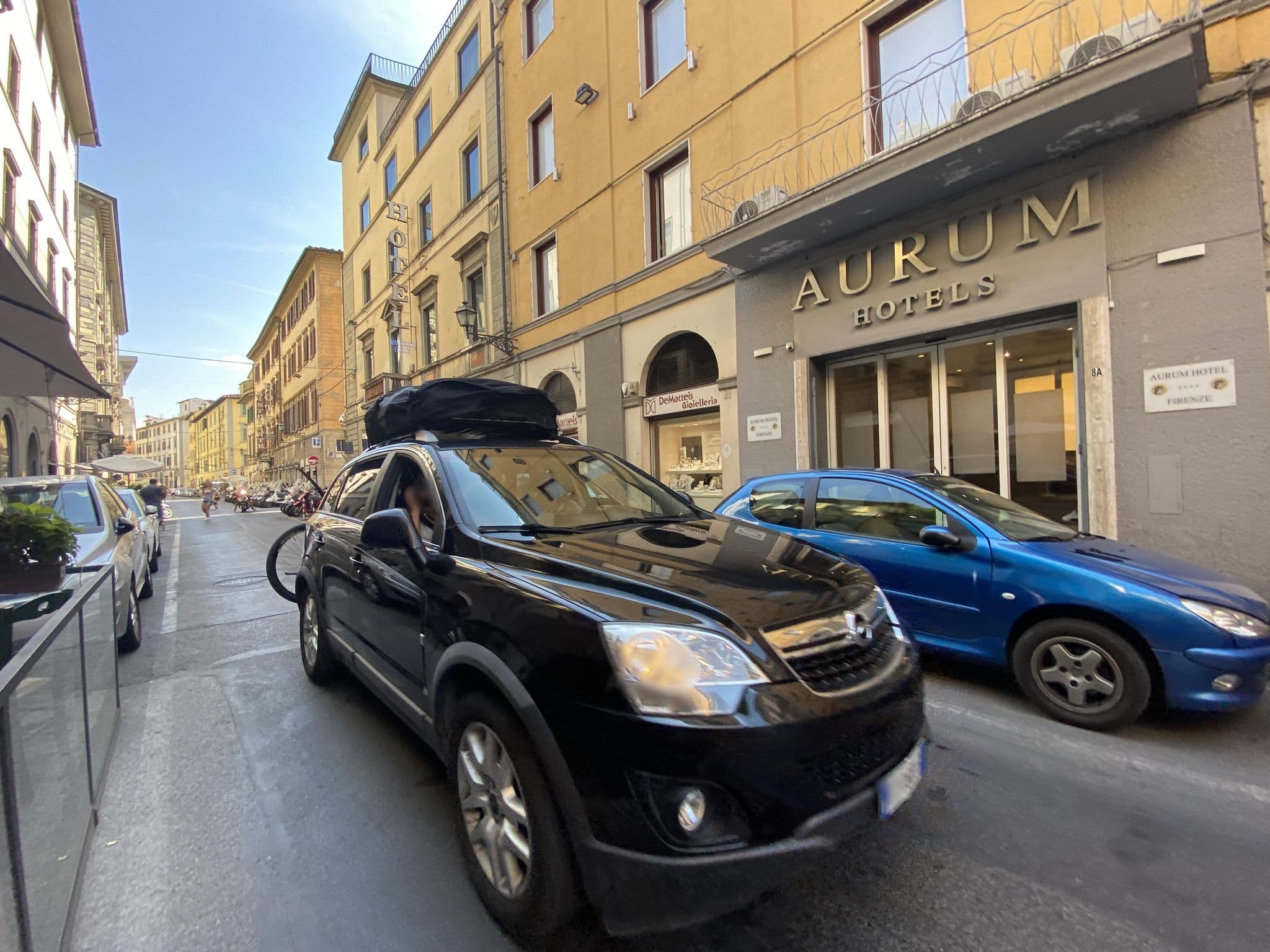 Street view near Hotel Sempione, Florence — © asturksever (CC BY-SA · Mapillary)