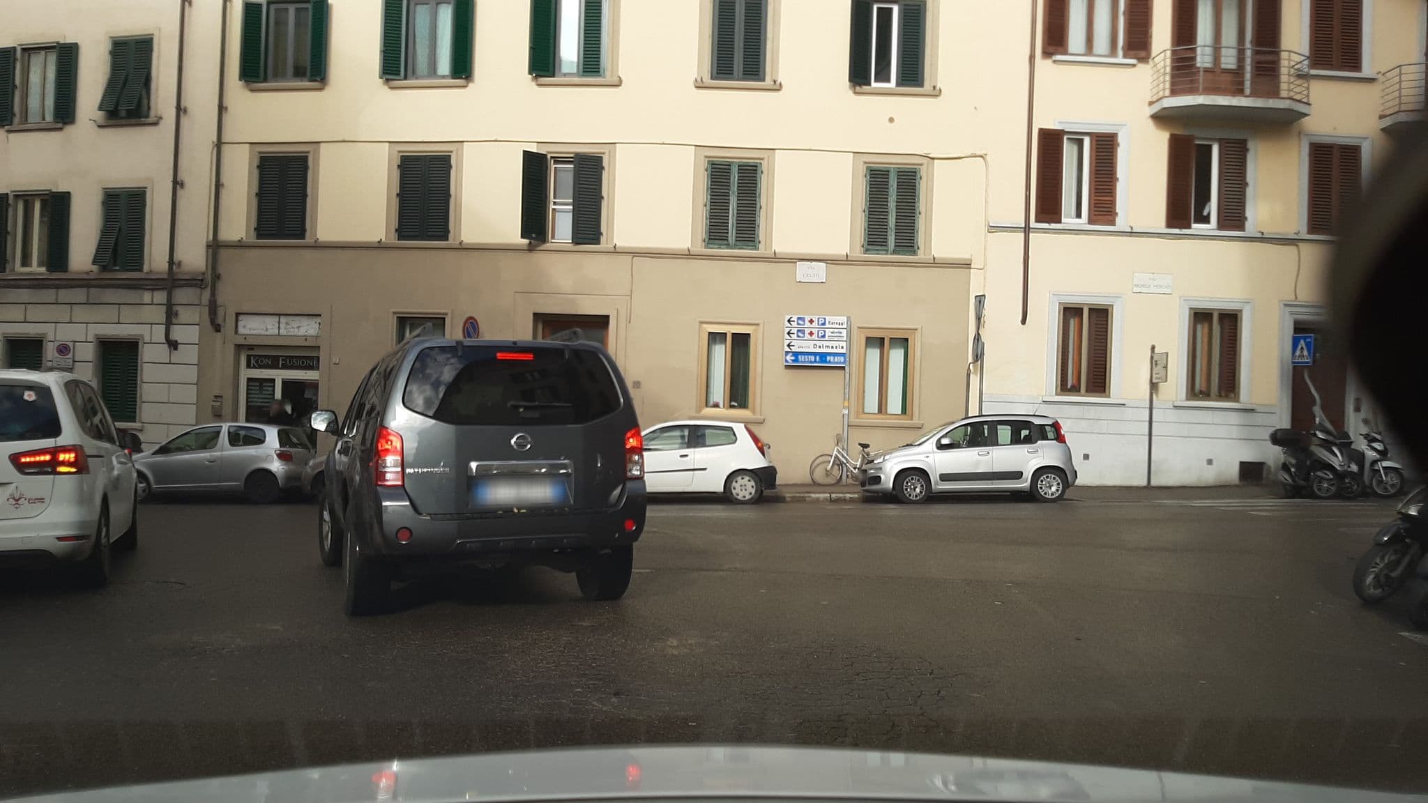 Street view near Celso Otto, Florence — © vianney182 (CC BY-SA · Mapillary)