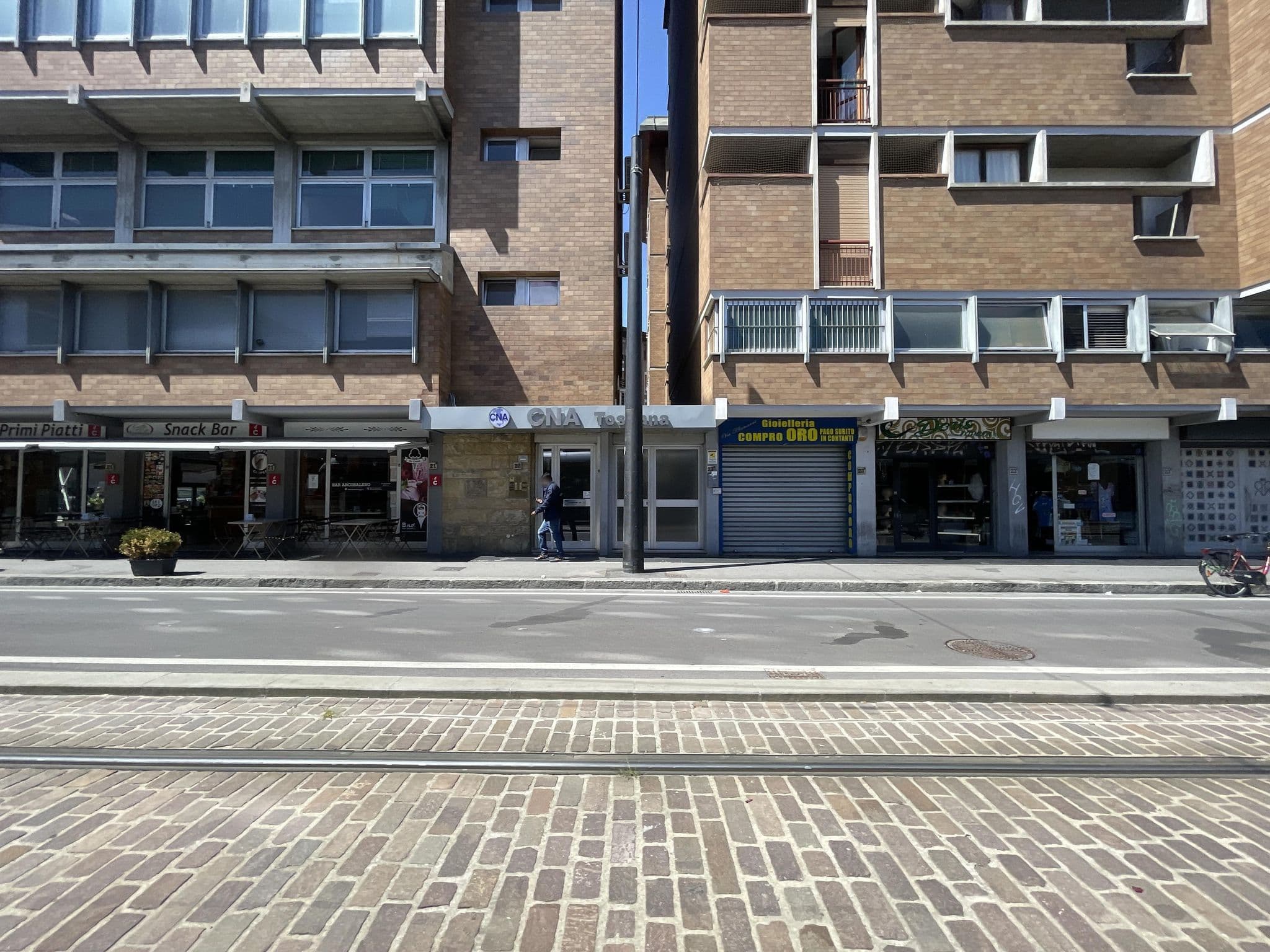 Street view near Firenze Inn, Florence — © filipb (CC BY-SA · Mapillary)