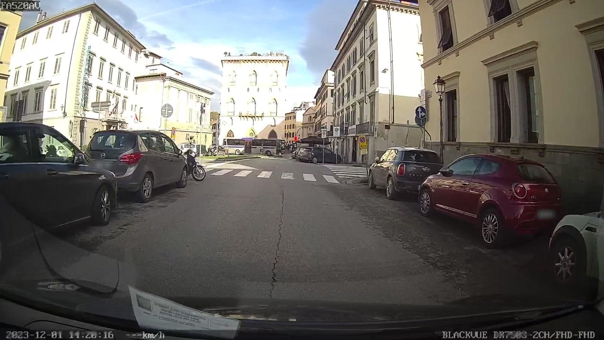 Street view near Hotel Argentino, Florence — © riccardofuziercayla (CC BY-SA · Mapillary)