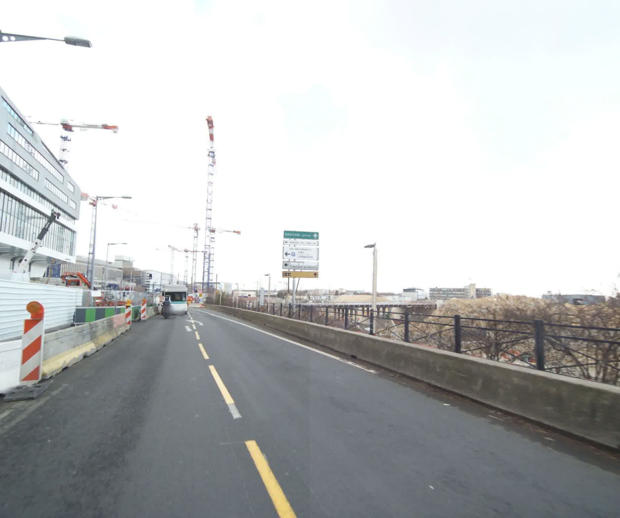 Street view near OKKO Hotels Paris La Défense, La Defense — © sogefi (CC BY-SA · Mapillary)