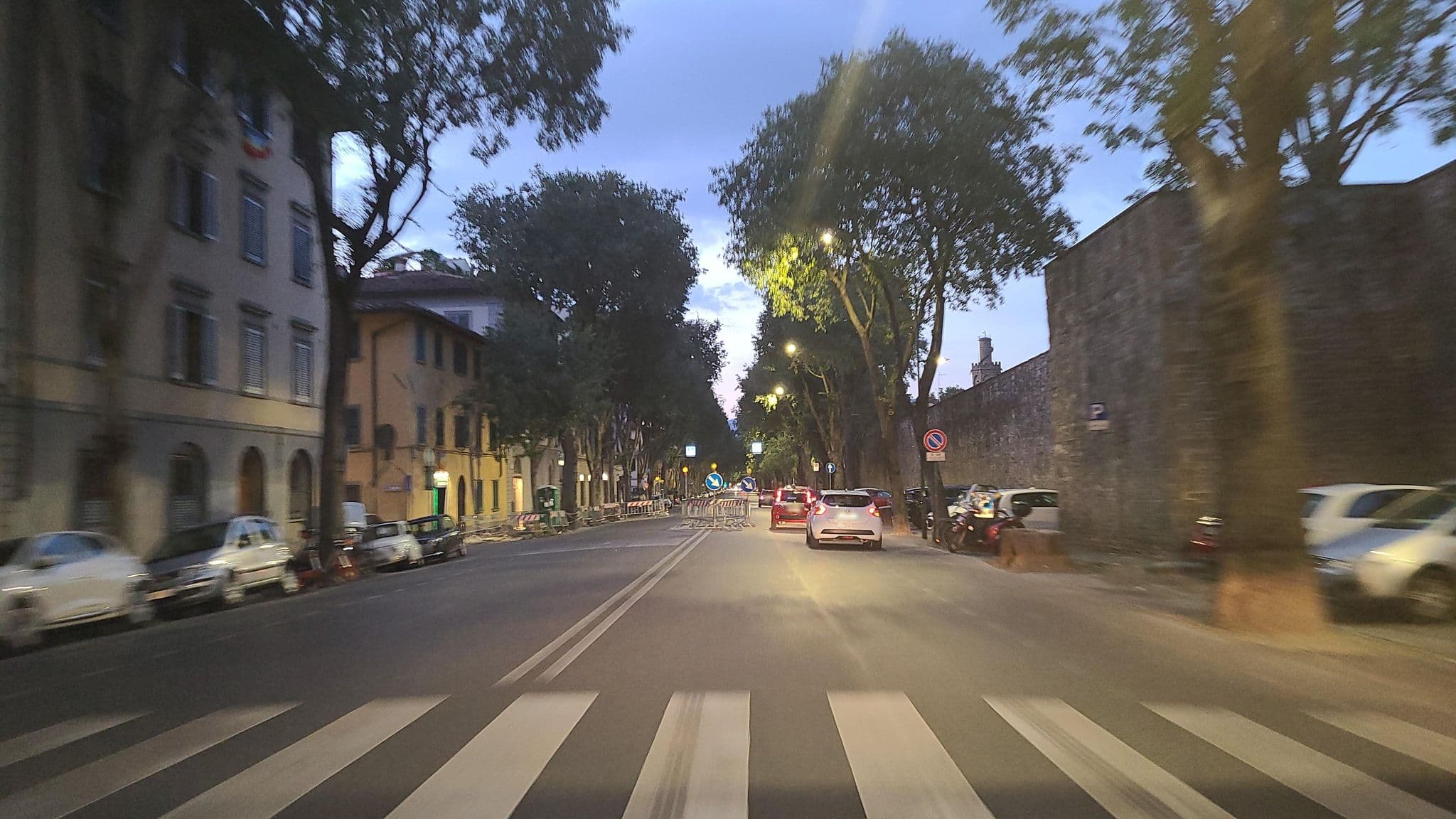 Street view near Boboli Apartment, Florence — © chrisbeddow (CC BY-SA · Mapillary)